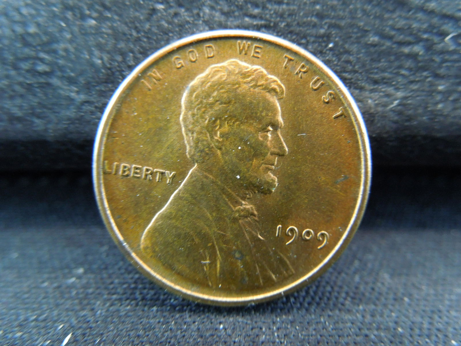 1909 VDB Lincoln Cent BU RED (1 of 2)