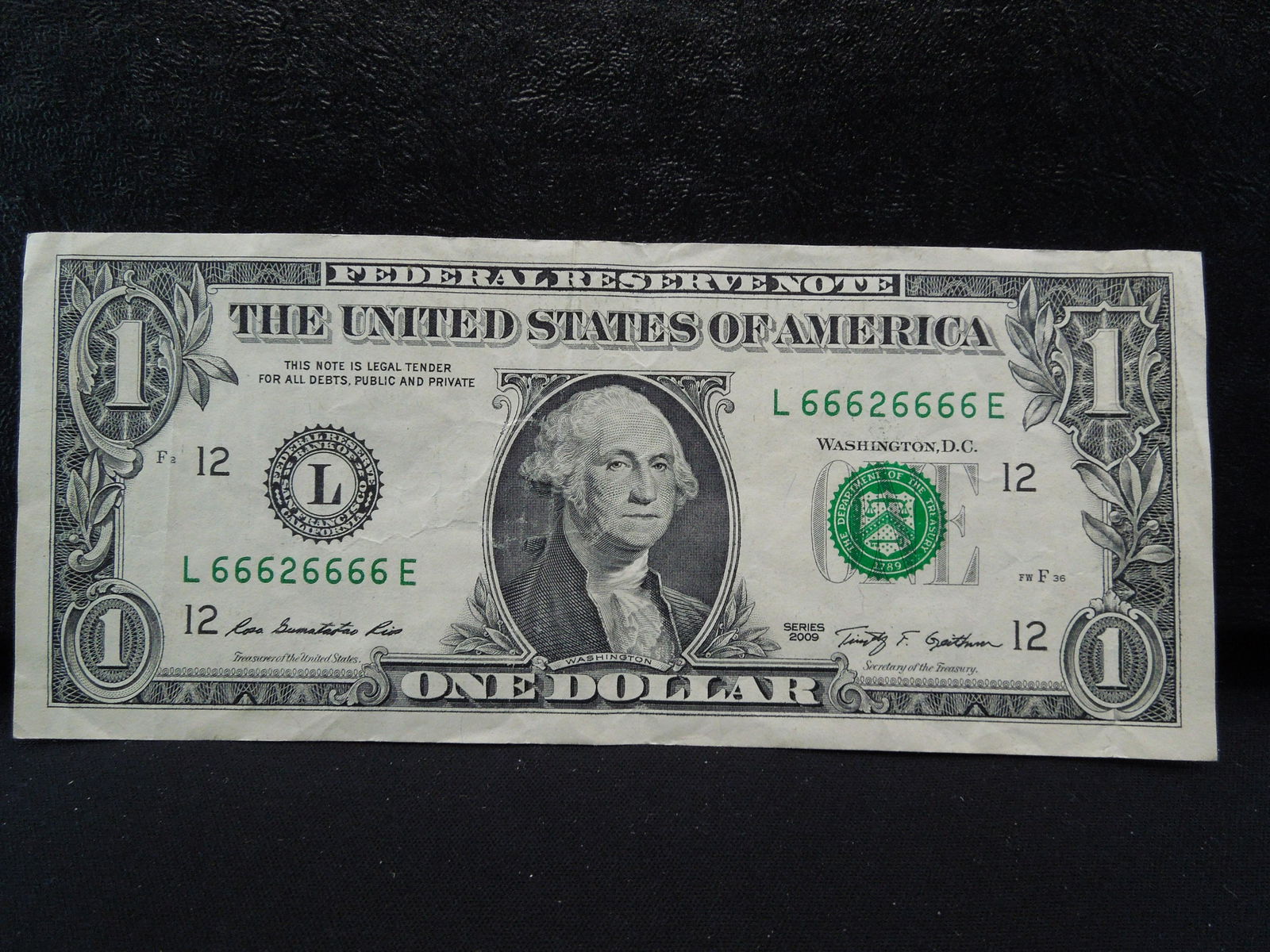 2009 One Dollar Note, Serial Number: L66626666E (1 of 3)