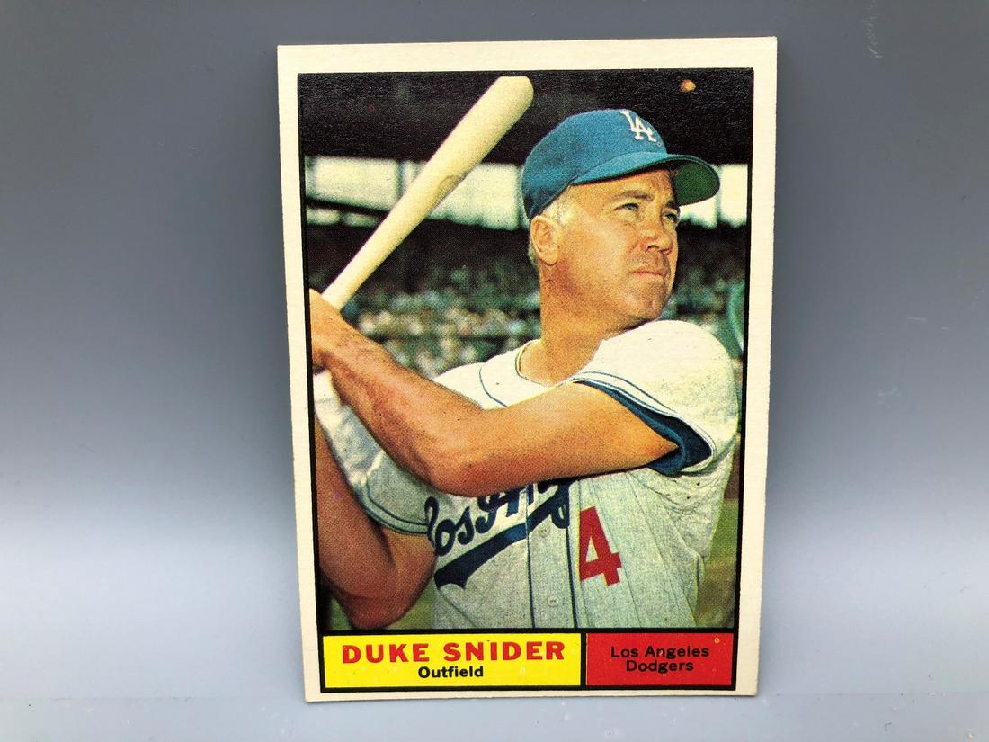 1961 Topps Duke Snider #443 HOF: 1961 Topps Duke Snider #443 HOF
