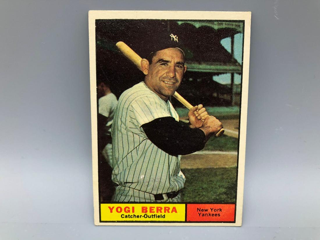 1961 Topps Yogi Berra #425  HOF (1 of 2)