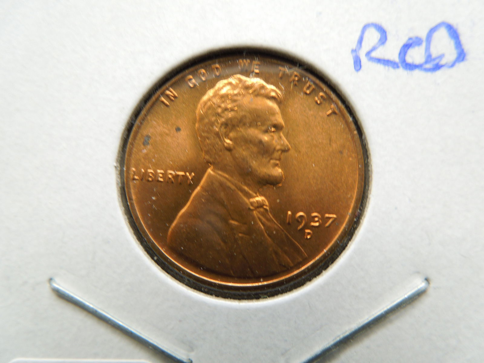 1937-D Lincoln Cent.  MS 65 Red.  Hard to find. (1 of 3)