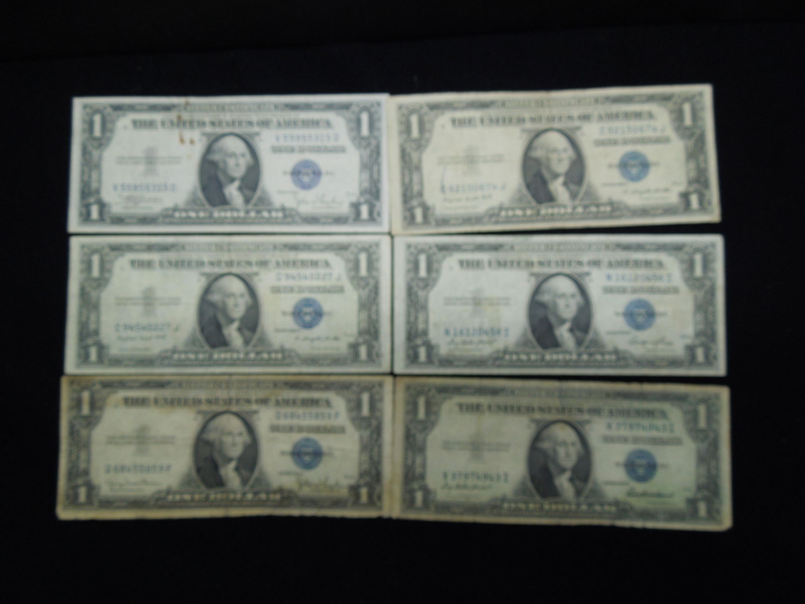 (6) 1935 One Dollar Silver Certificates (1 of 5)