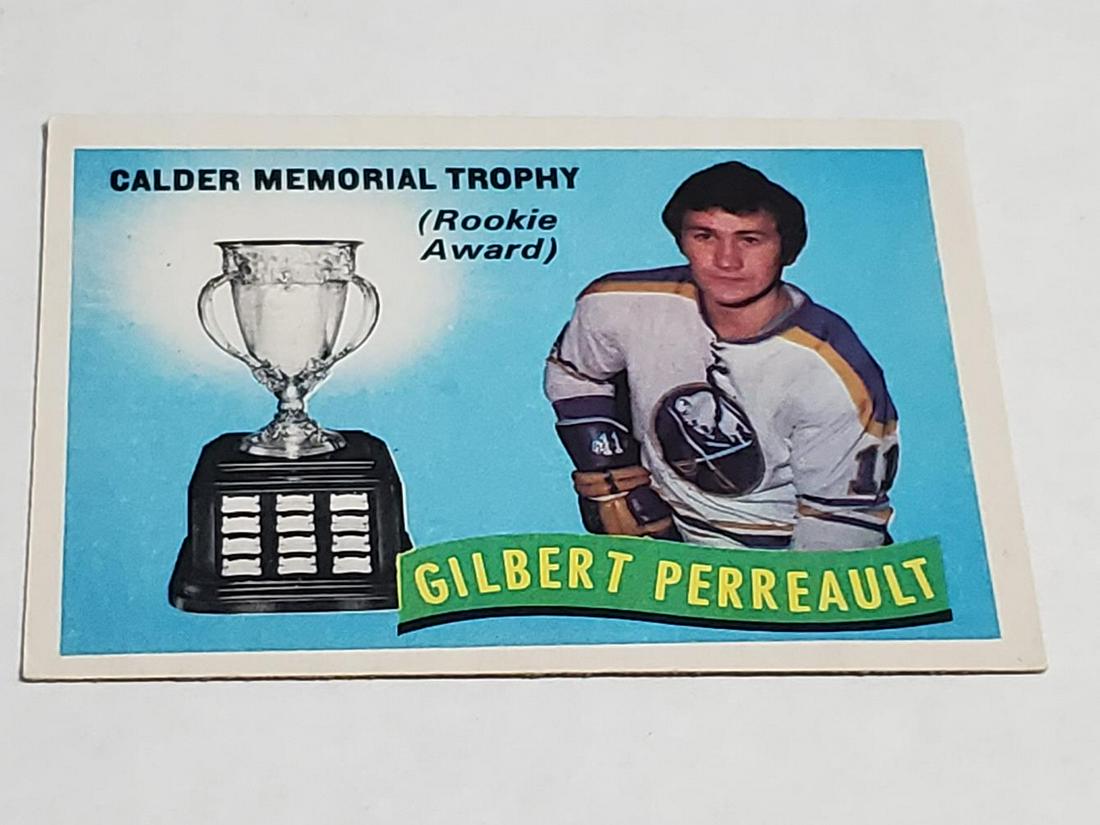 1971-72 O Pee Chee #246 Gil Perreault Calder Trophy: 1971-72 O Pee Chee #246 Gil Perreault Calder Trophy Card