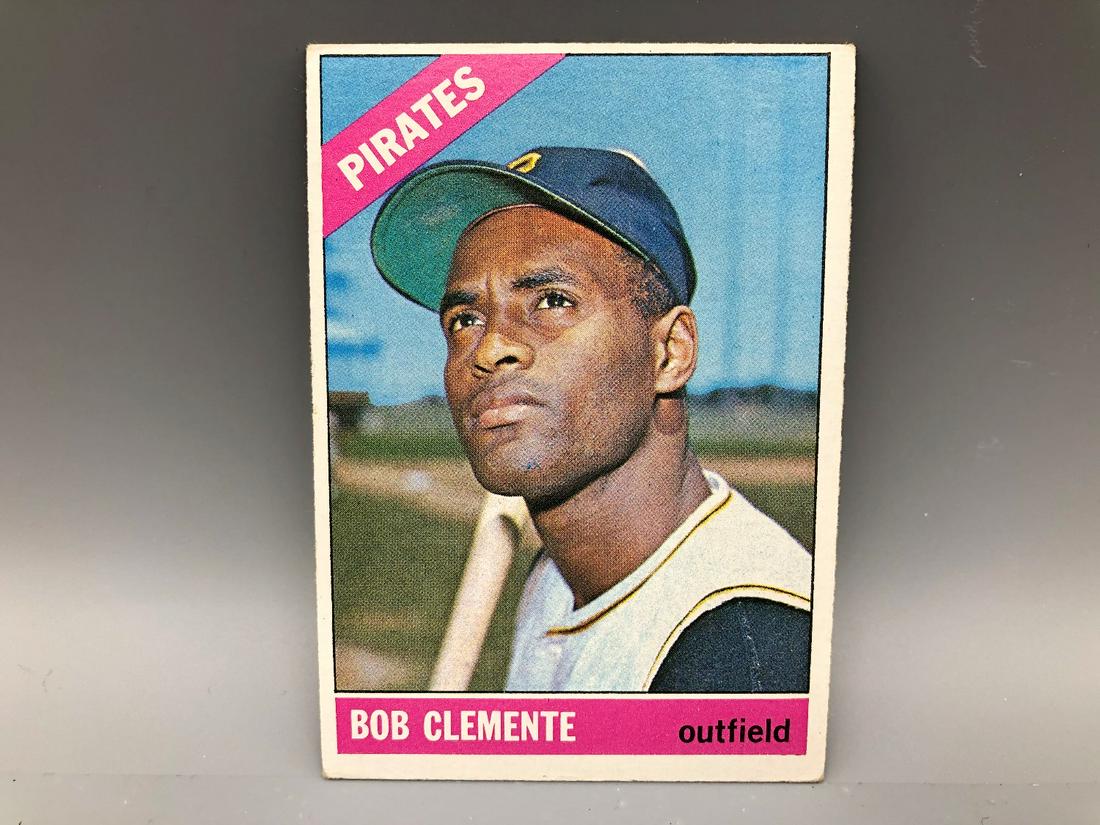 1966 Topps Roberto Clemente #300 (1 of 2)