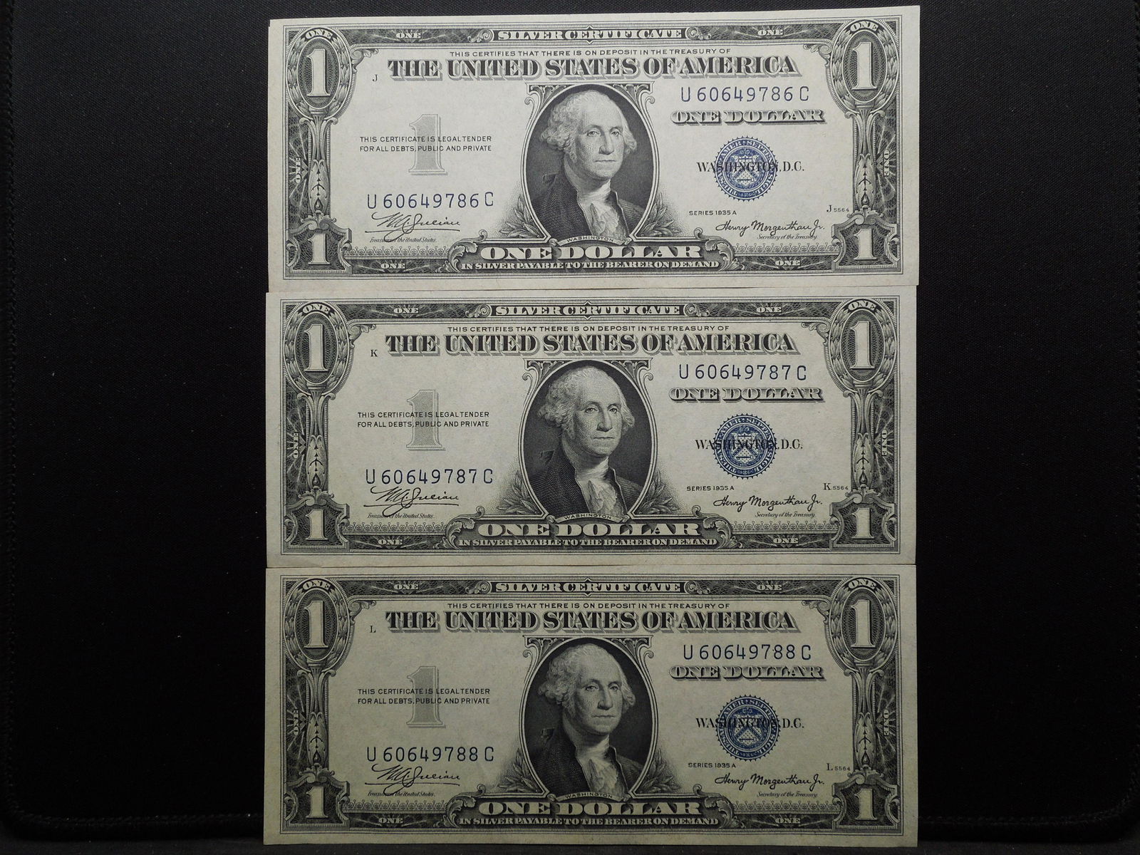 (3) Consecutive Serial Number 1935 A $1.00 Silver (1 of 6)