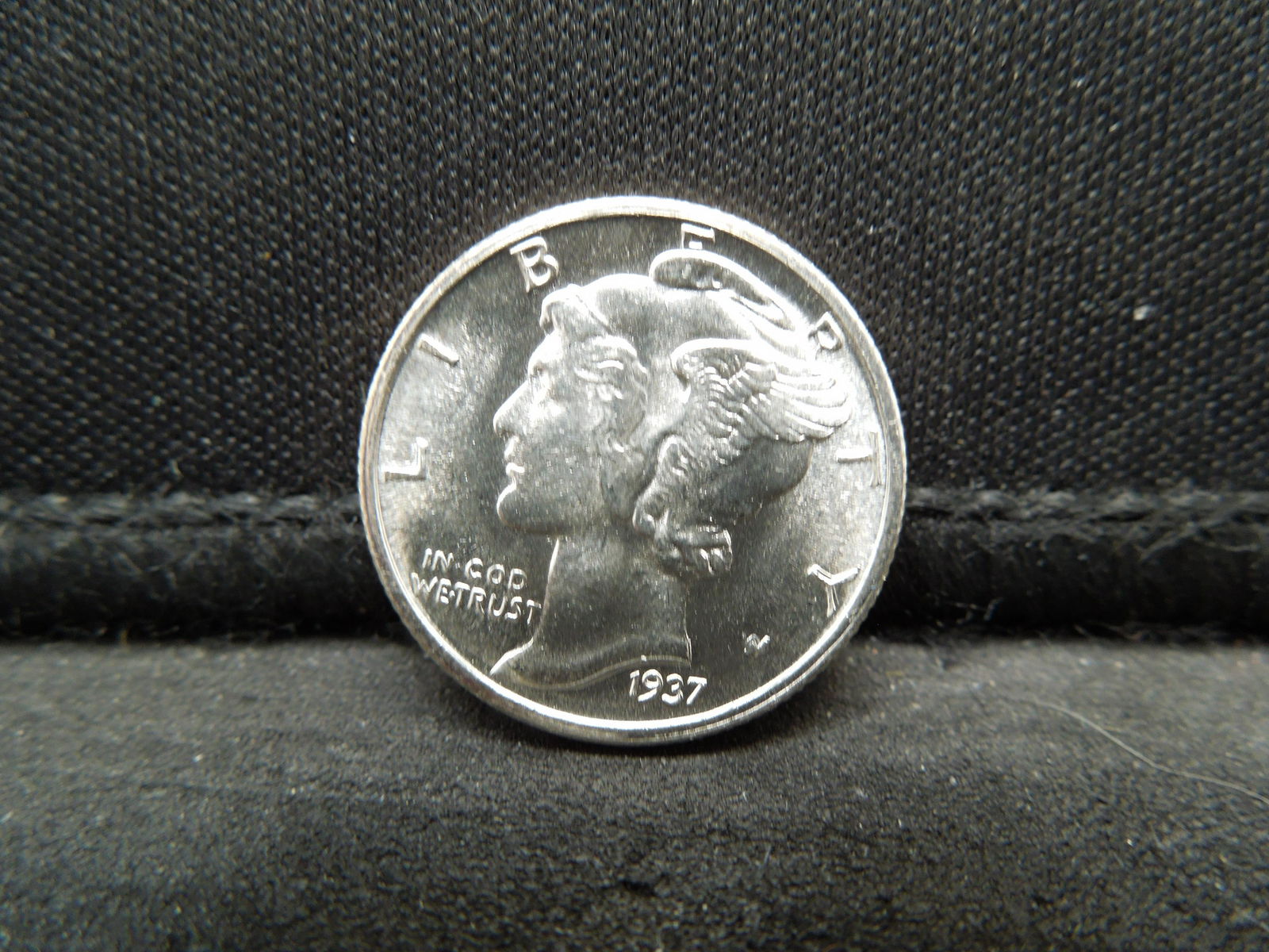 1937 D Mercury Dime Gem BU Blast White (1 of 2)