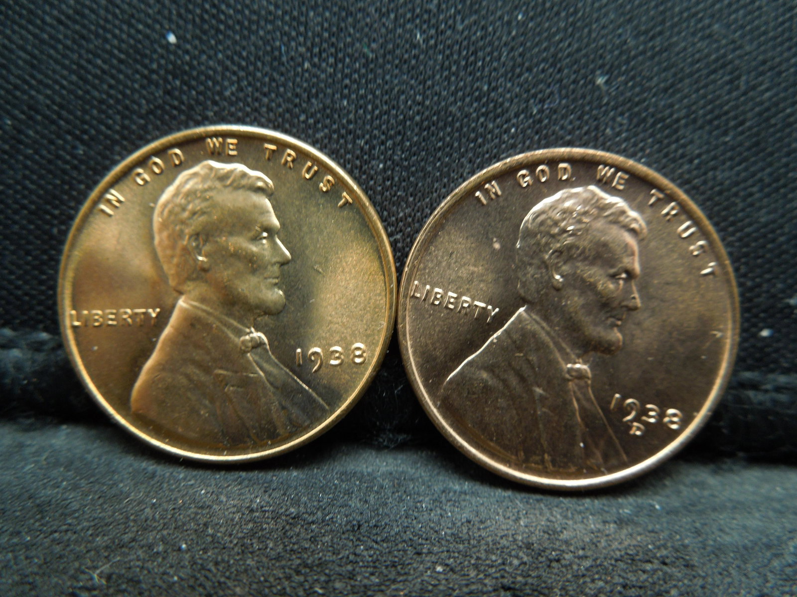 1938 PD Red Uncirculated Lincoln Wheat Cents. (1 of 2)