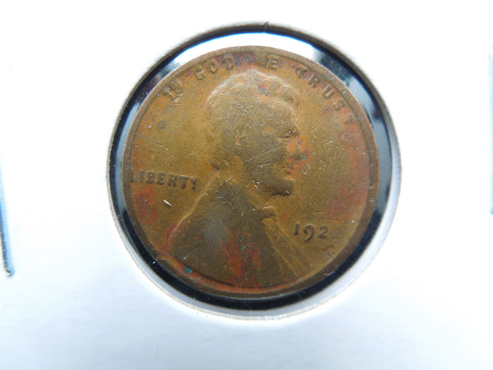 semi key date 1922 with a weak d wheat cent (1 of 3)