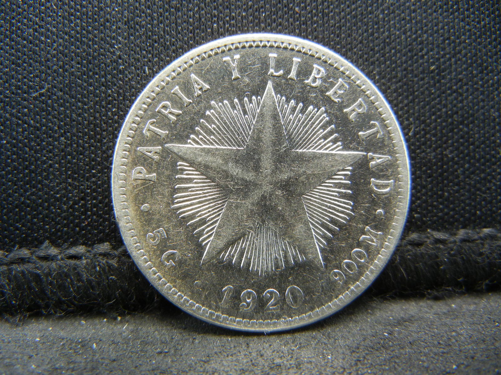 1920 Cuba 20 Centavos Silver Coin Scarce!! (1 of 2)