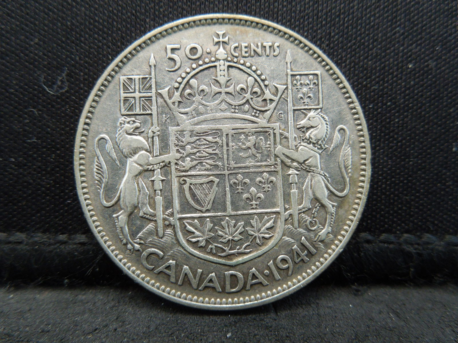 1941 Uncirculated Canada 50 Cents 80% Silver Half (1 of 2)