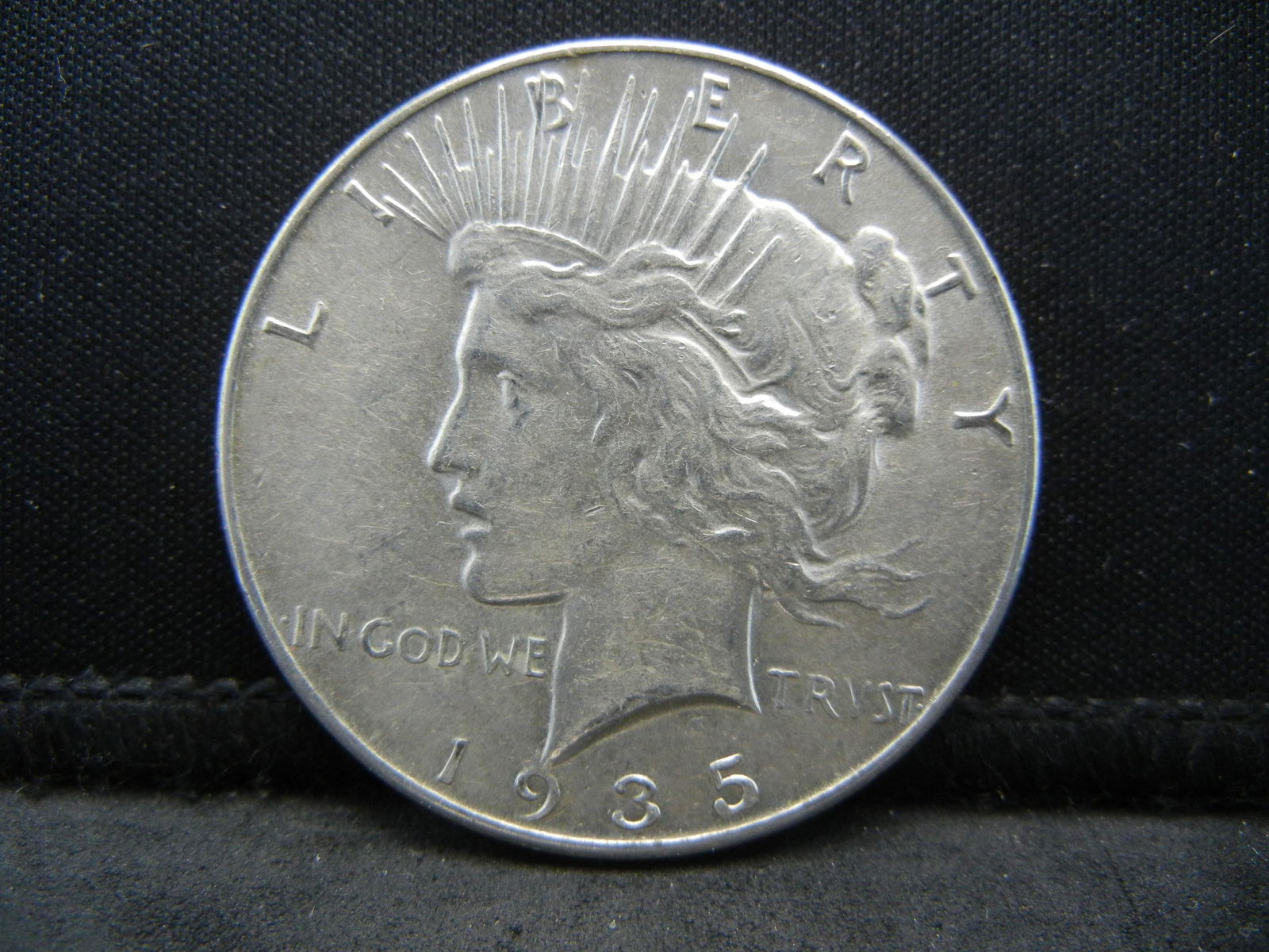 1935 Peace Dollar Better Date (1 of 2)