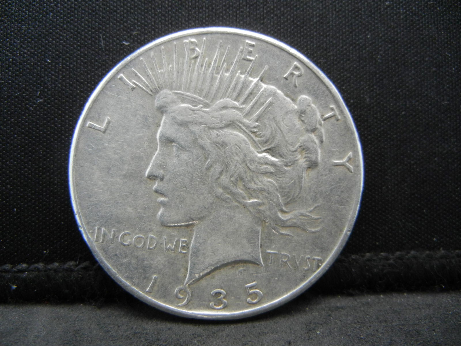 1935 Peace Dollar  Better Date (1 of 2)