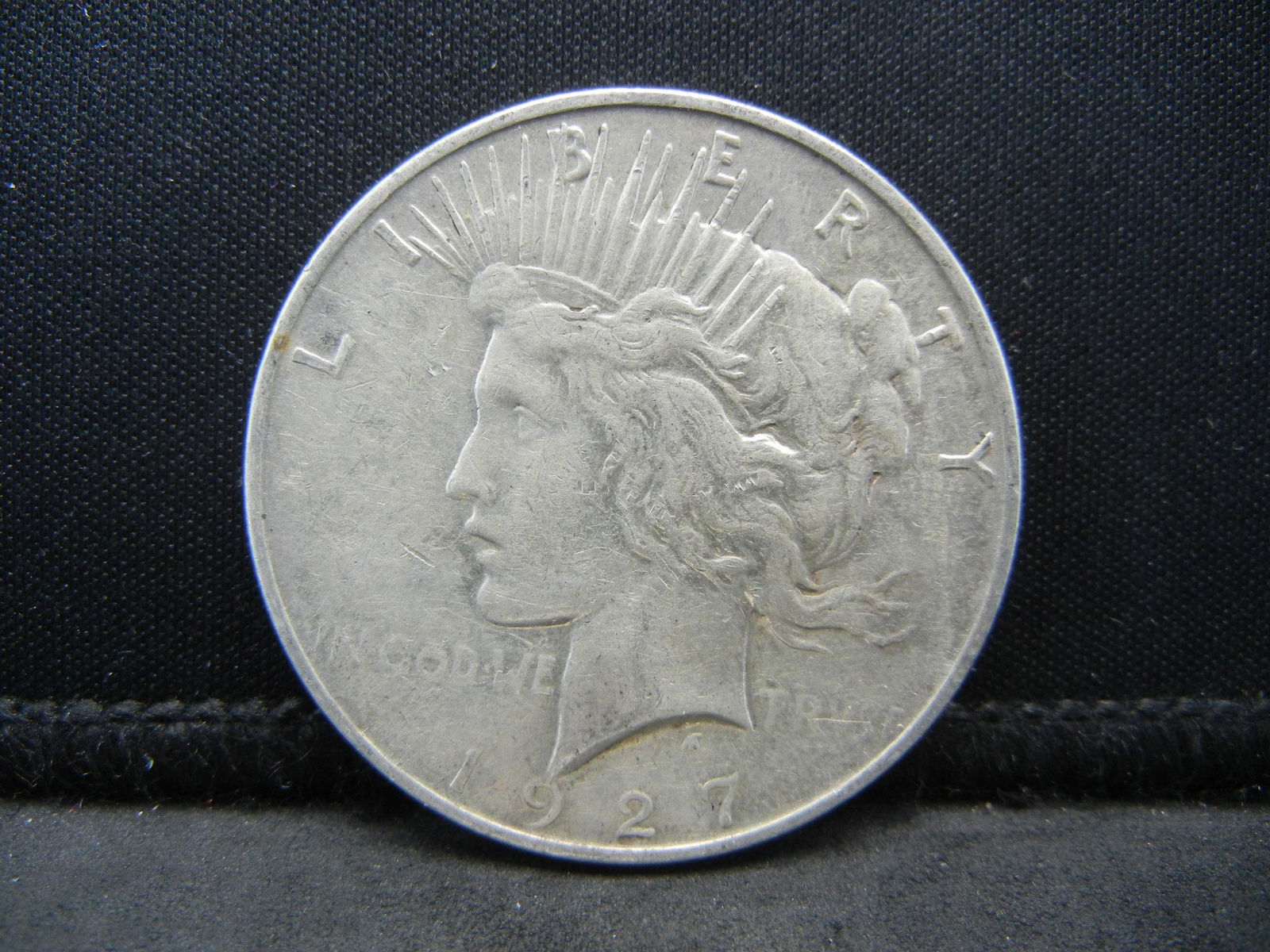 1927 D Peace Dollar Better Date (1 of 2)
