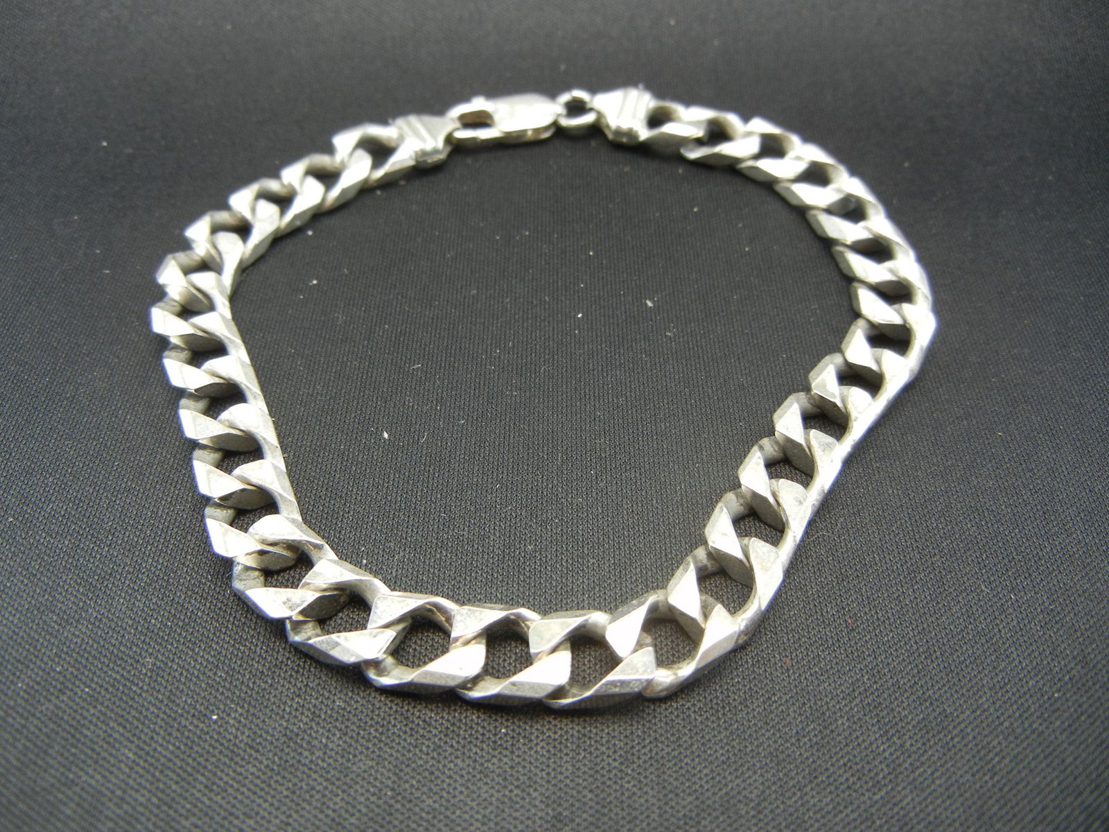 Men’s 8-inch sterling heavy link bracelet (1 of 4)