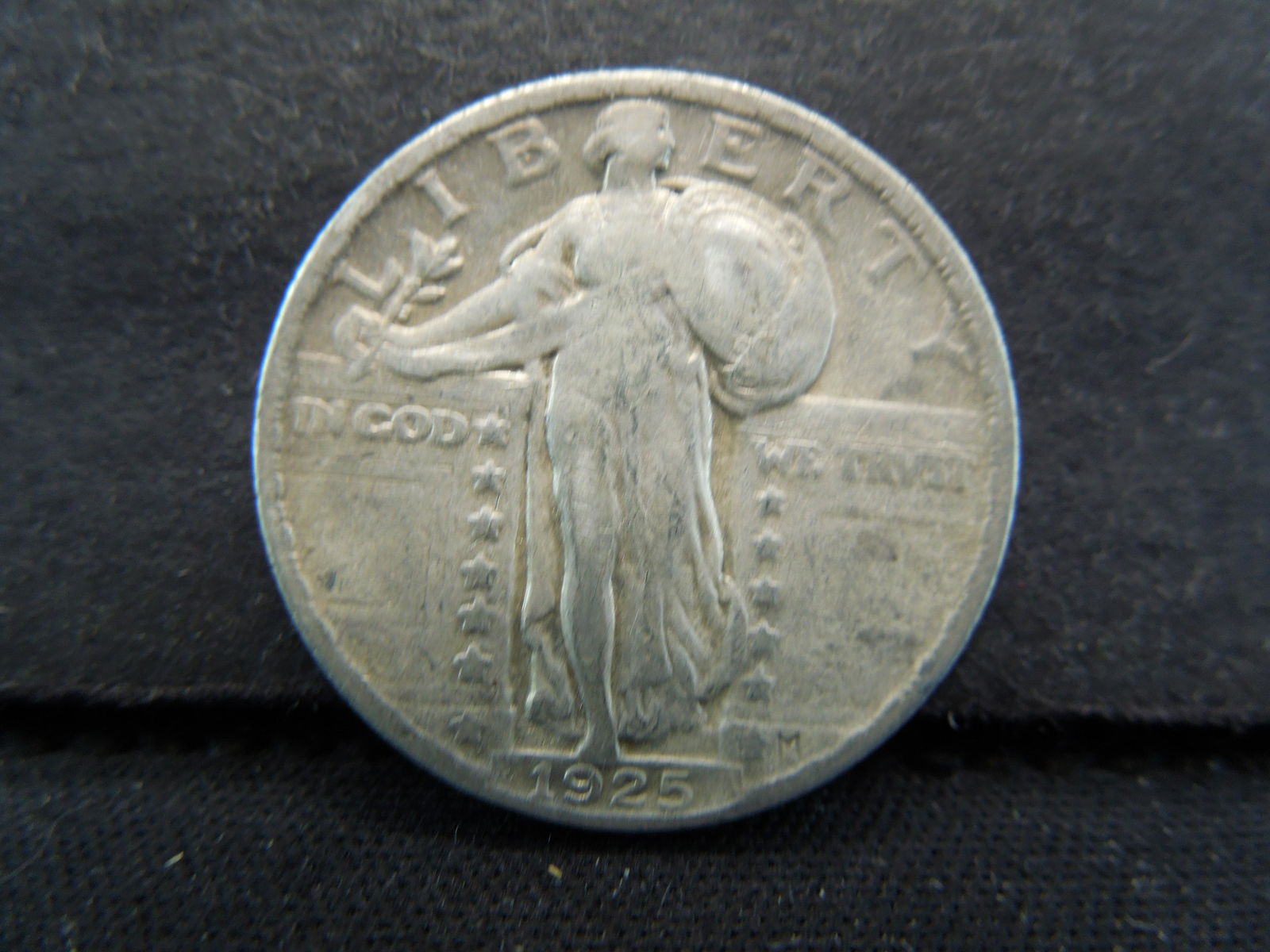 1925 Standing Liberty Quarter - 90% Silver (1 of 2)