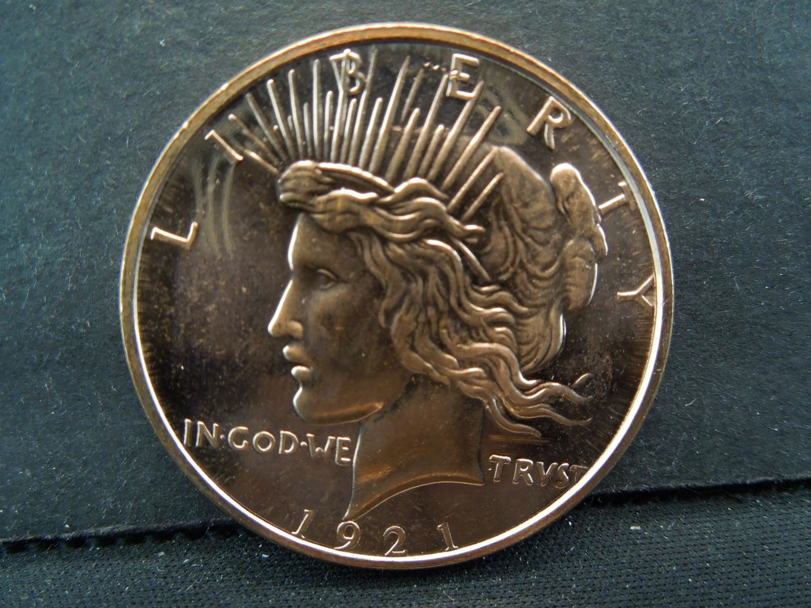 Copper Round .999 1921 Mercury (1 of 2)