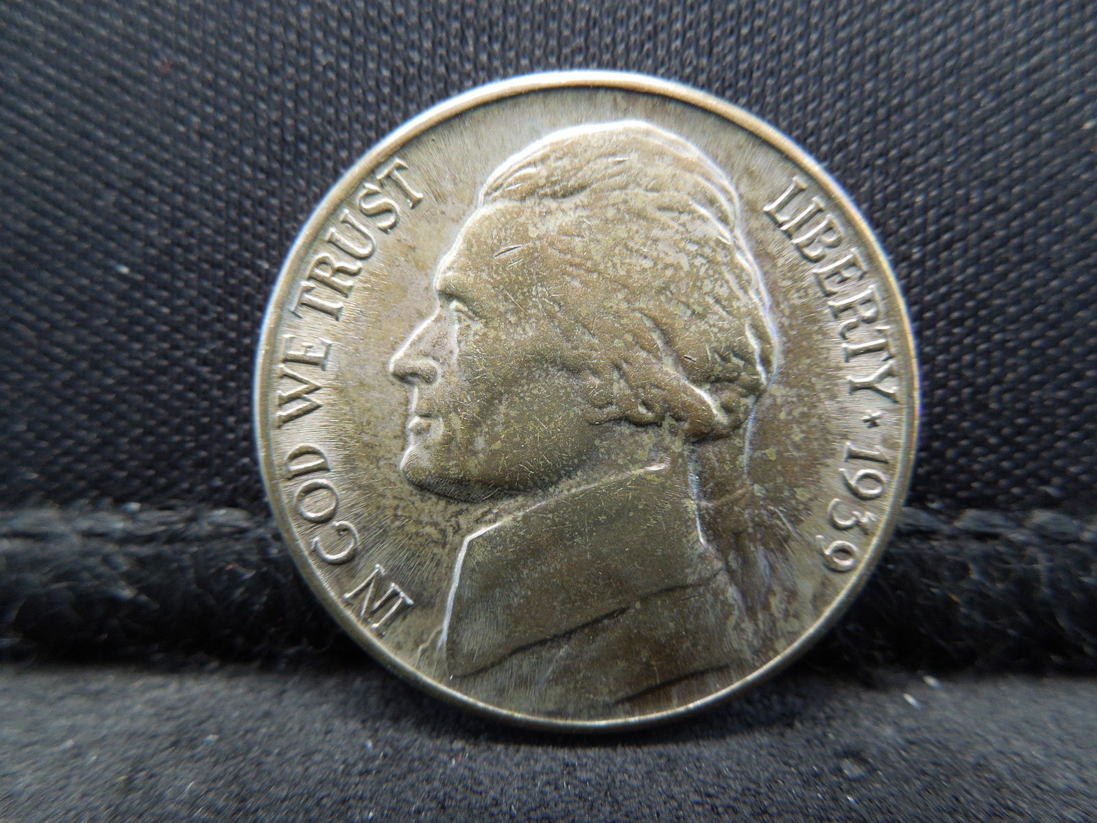 High Grade 1939 S Jefferson Nickel (1 of 2)