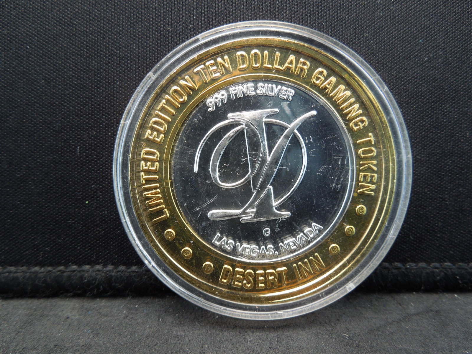 Silver Casino Token Desert Inn Las Vegas: Silver Casino Token Desert Inn Las Vegas