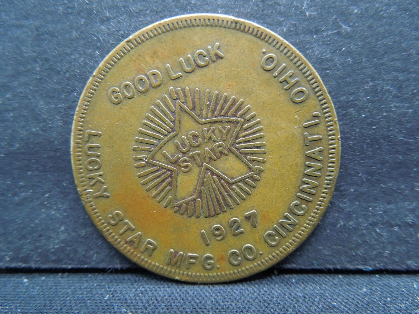 1927 Lucky Star Mfg. Good Luck Token - CINN, Ohio (1 of 2)