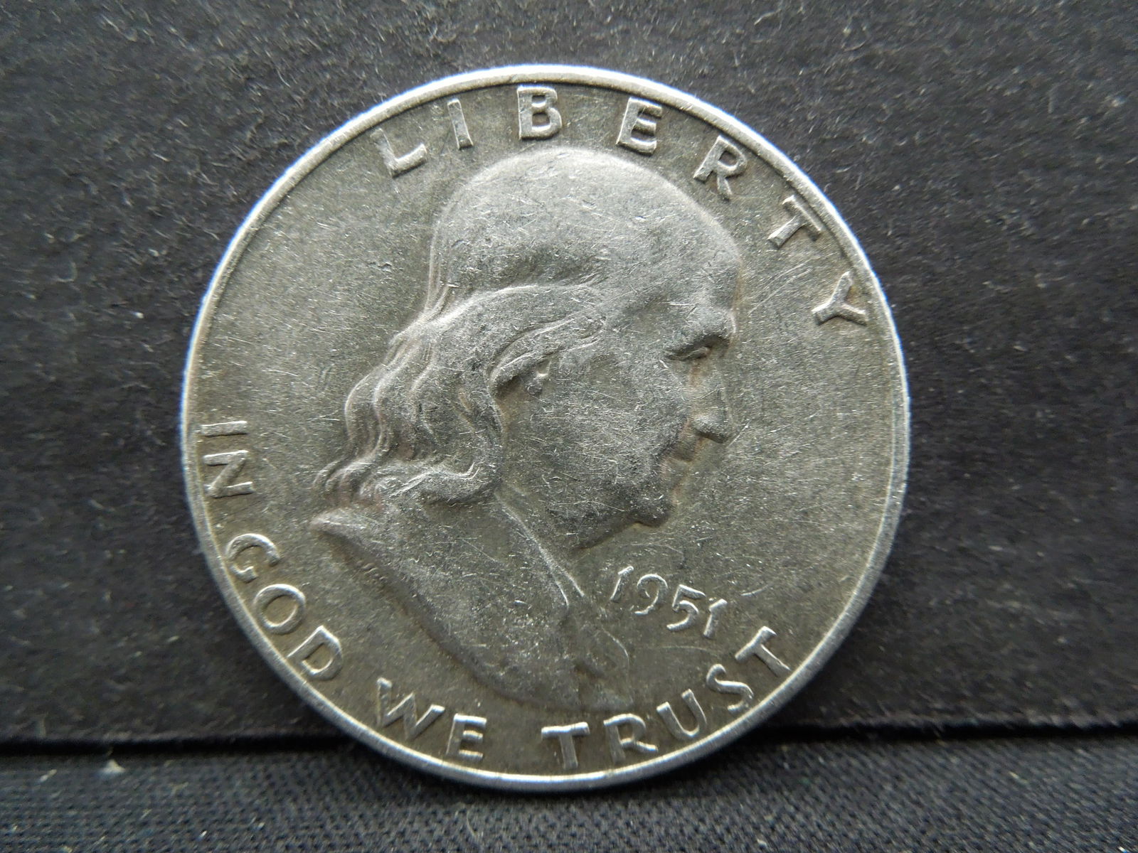 1951-D BU SILVER (90%) FRANKLIN HALF! (1 of 2)