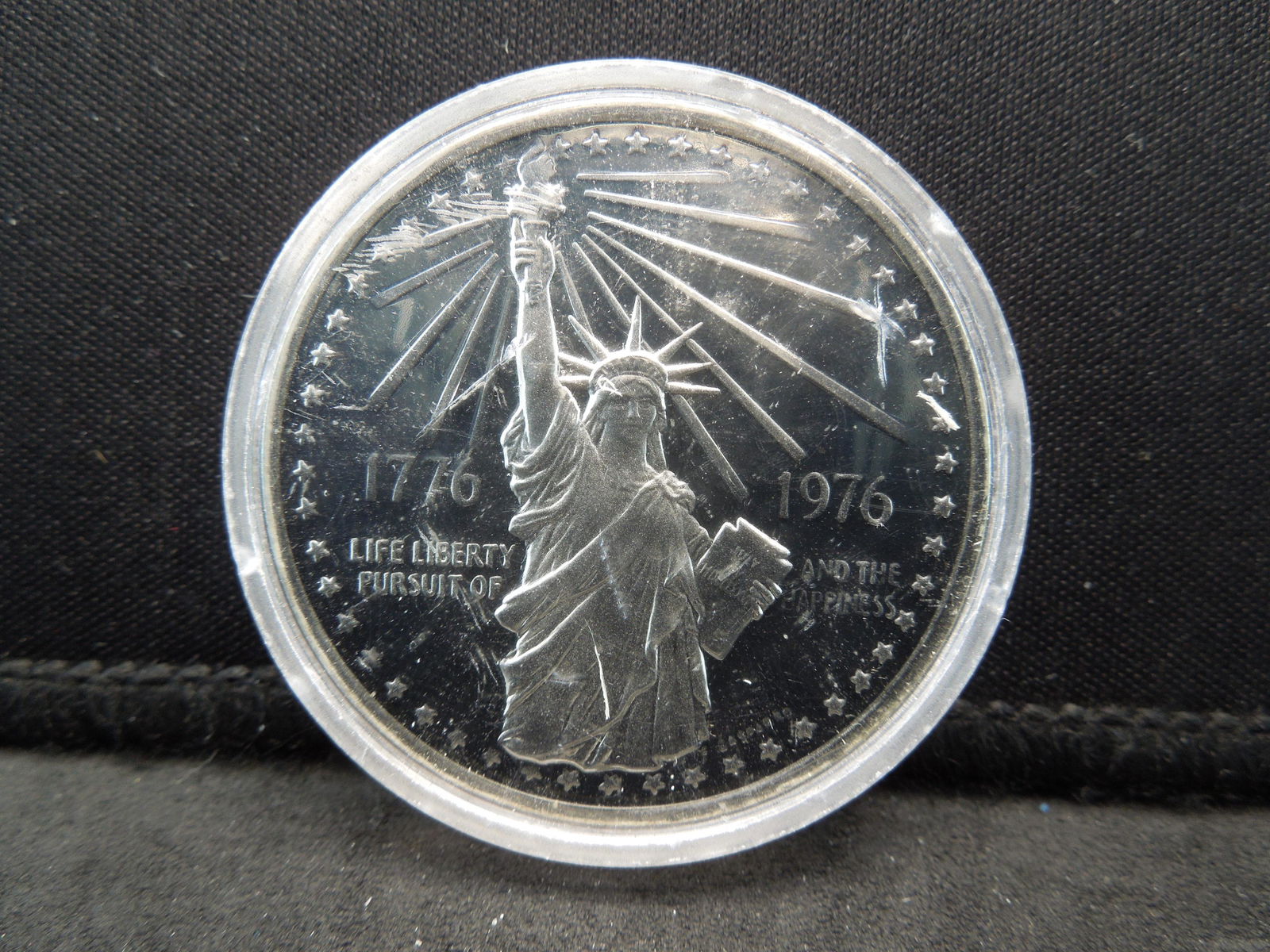 1976 Bicentennial Official Silver Medal.  Statue of (1 of 2)
