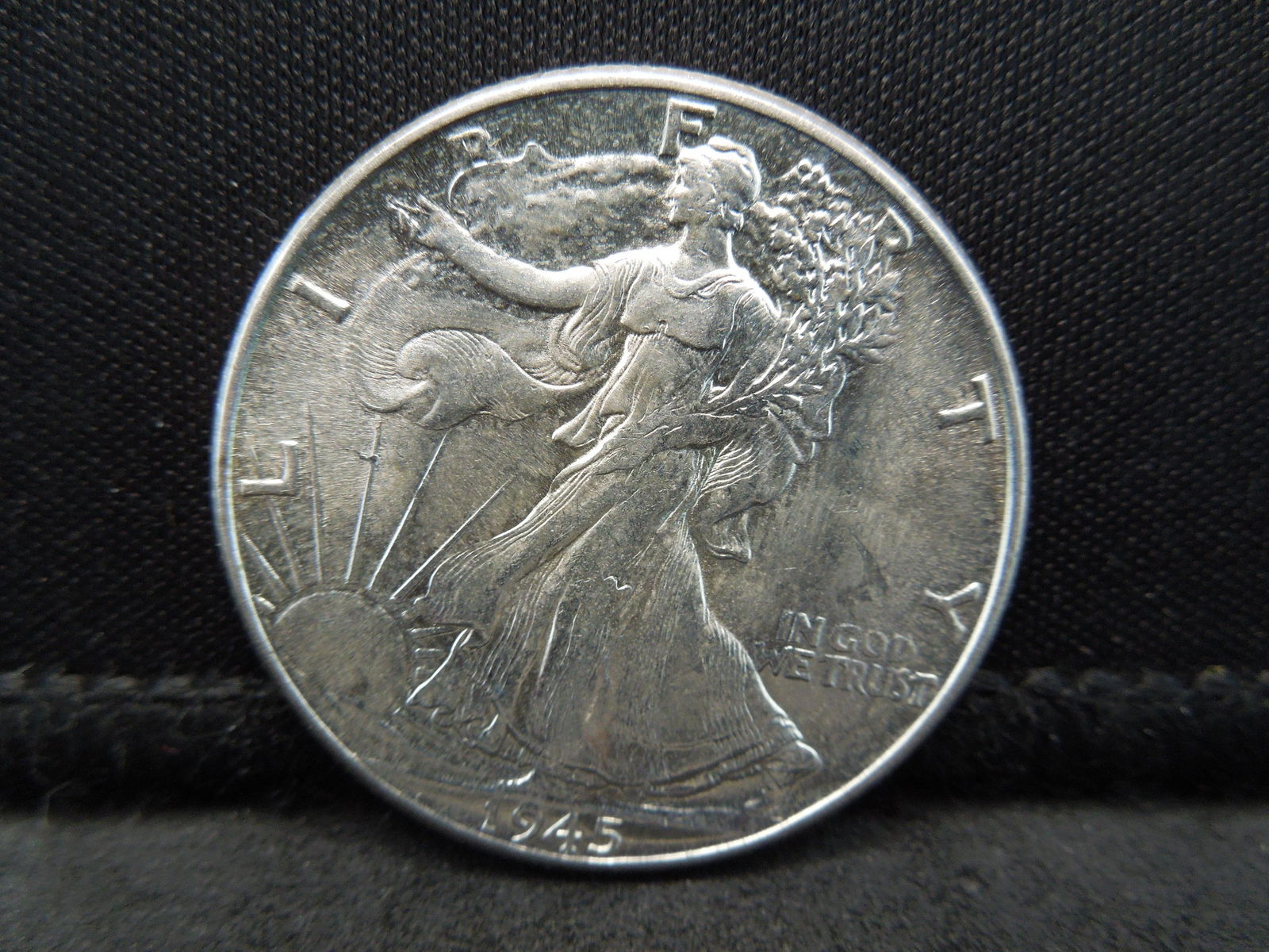 1945 Uncirculated Walking Liberty Half Dollar. (1 of 2)