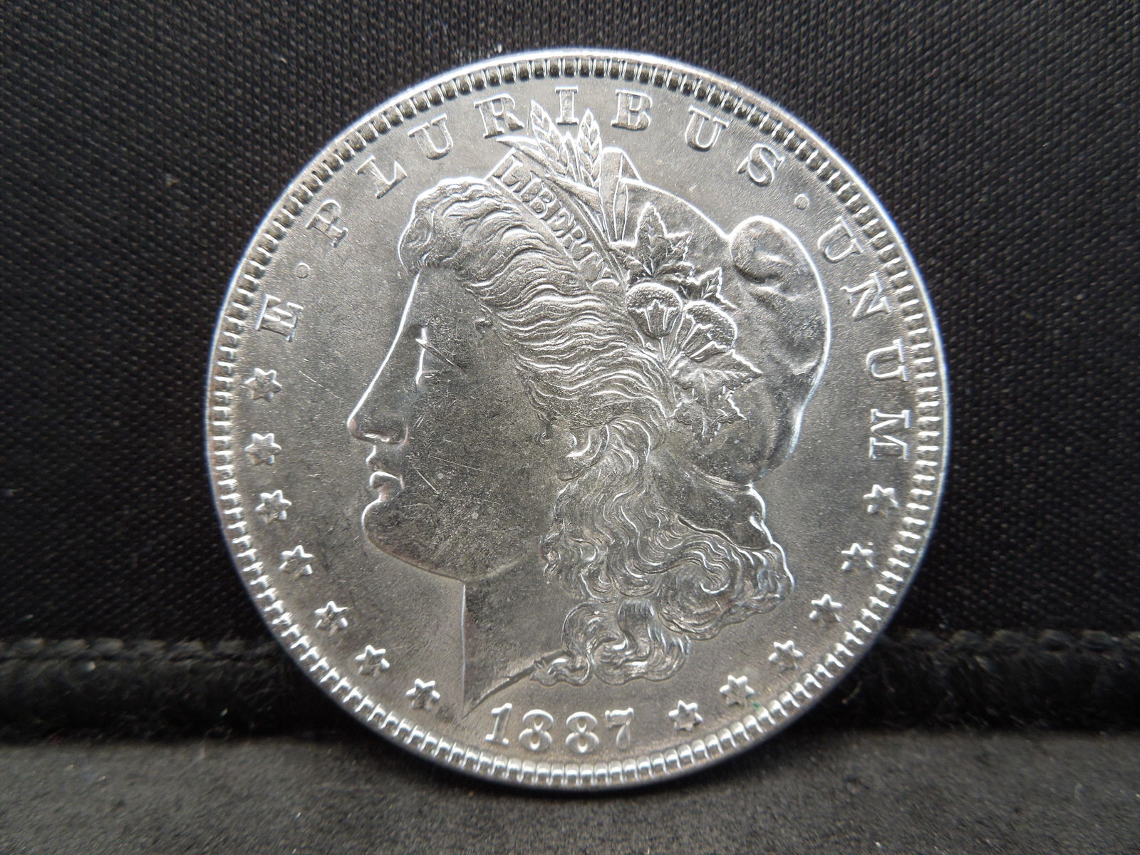 1887 Morgan Dollar Higher Grade Nice (1 of 2)