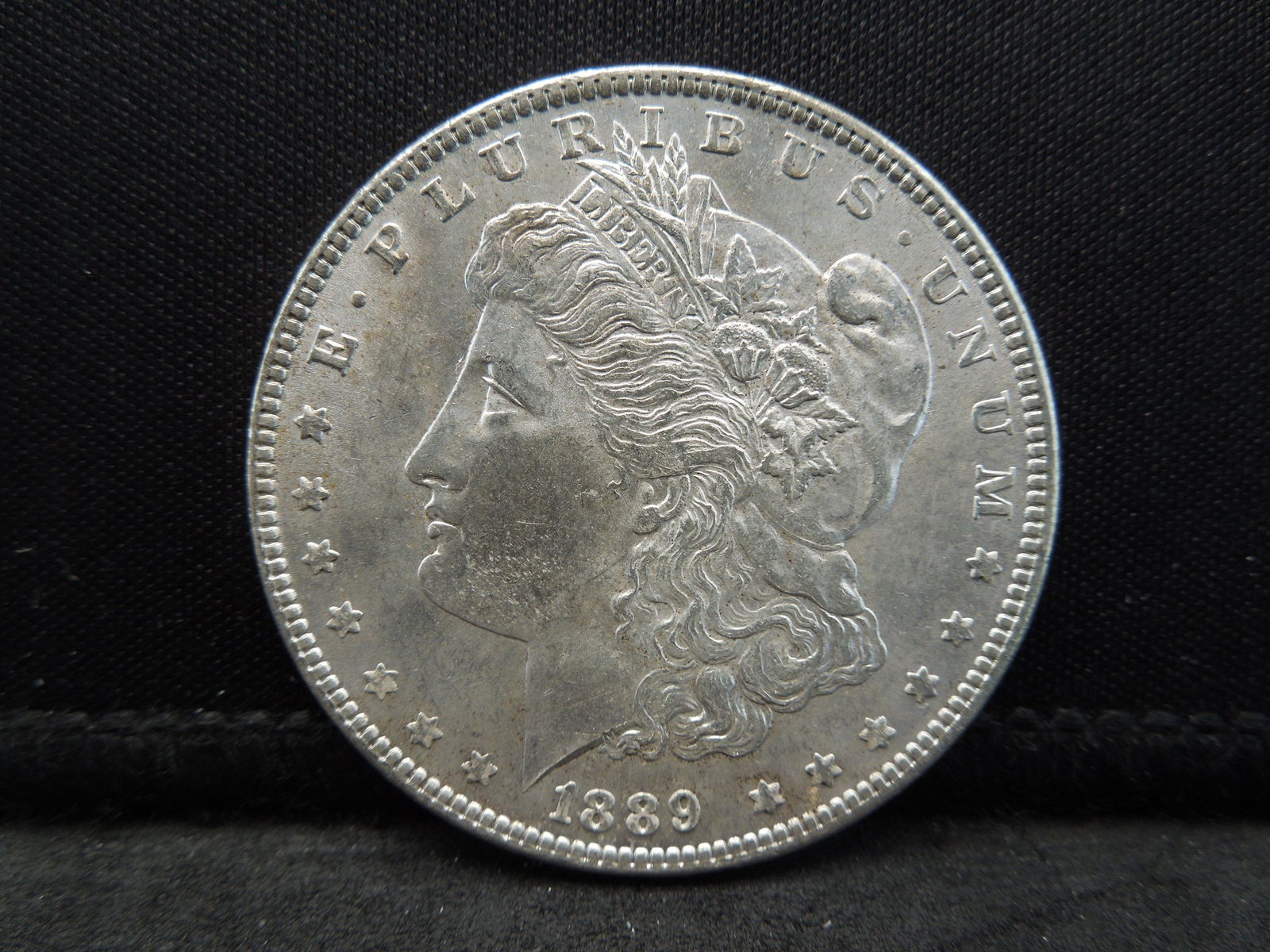 1889 Morgan Dollar High Grade Flashy (1 of 2)