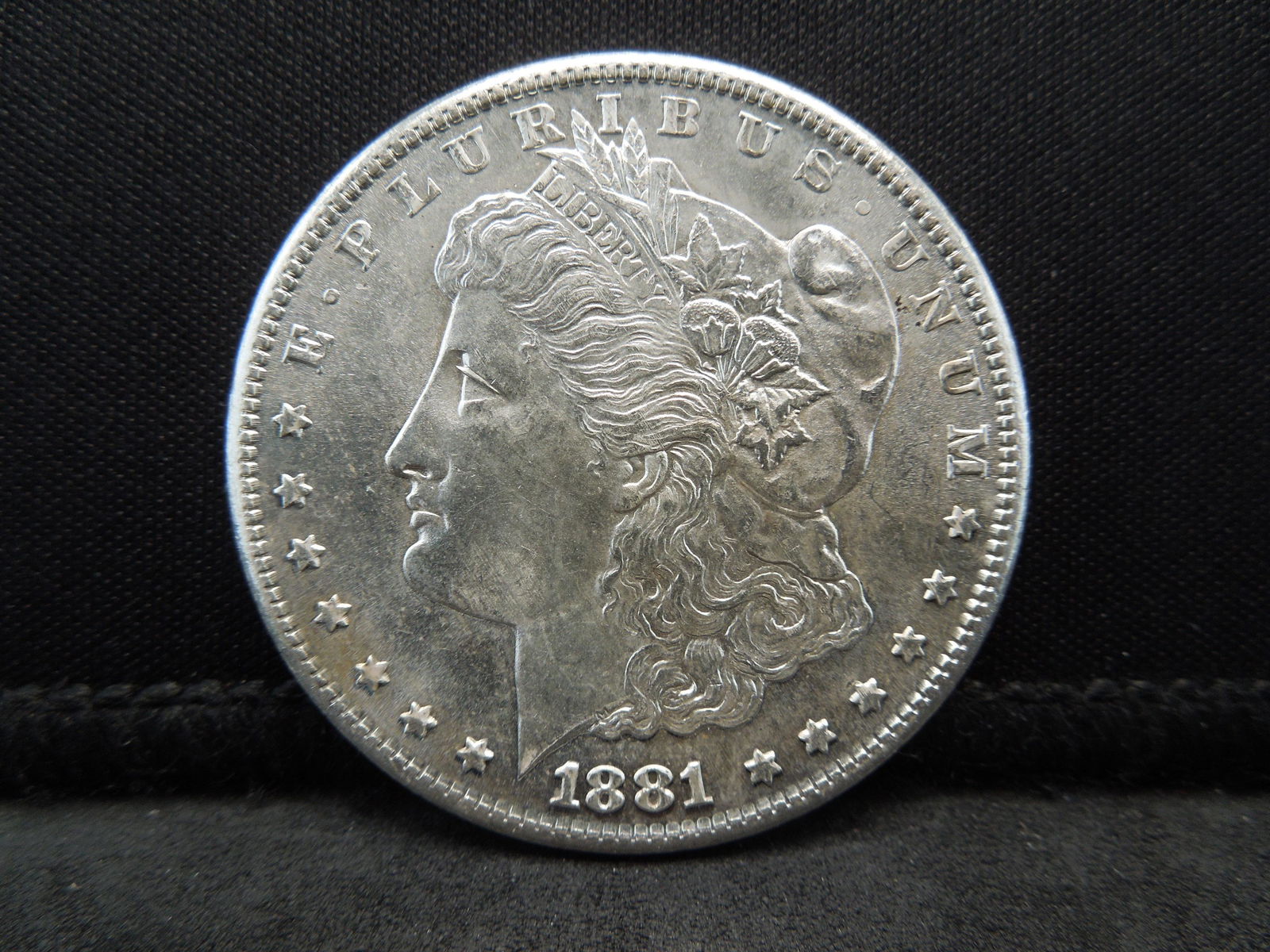 1881 S Morgan Dollar Crisp BU Flashy (1 of 2)