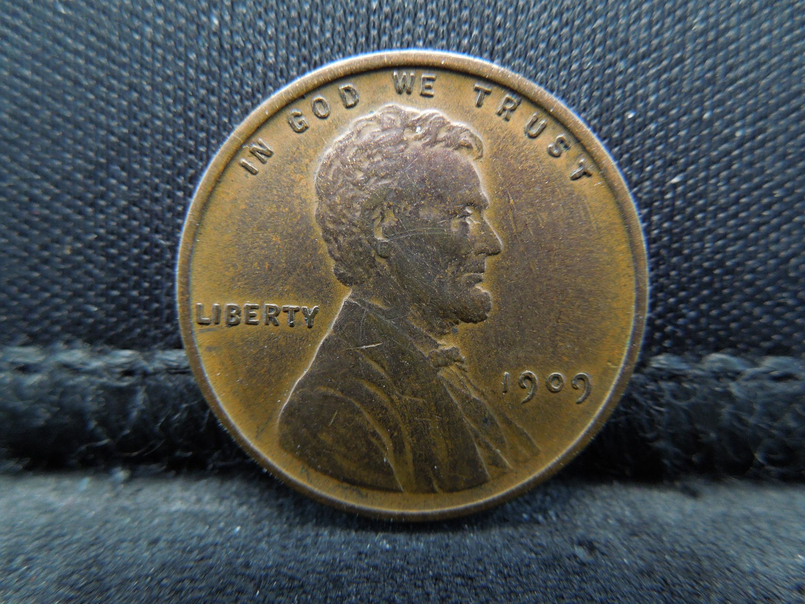 1909 VDB Lincoln Cent Higher Grade (1 of 2)