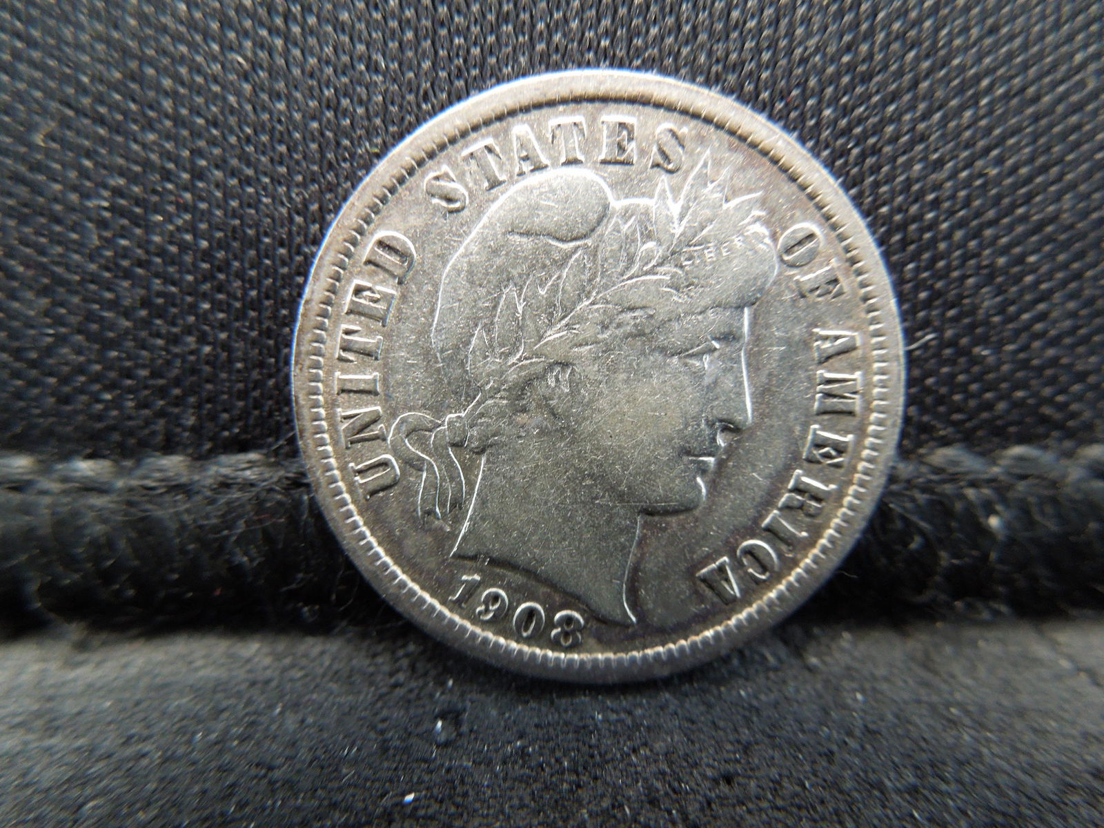 1908 Barber Dime.  Full Liberty. (1 of 2)