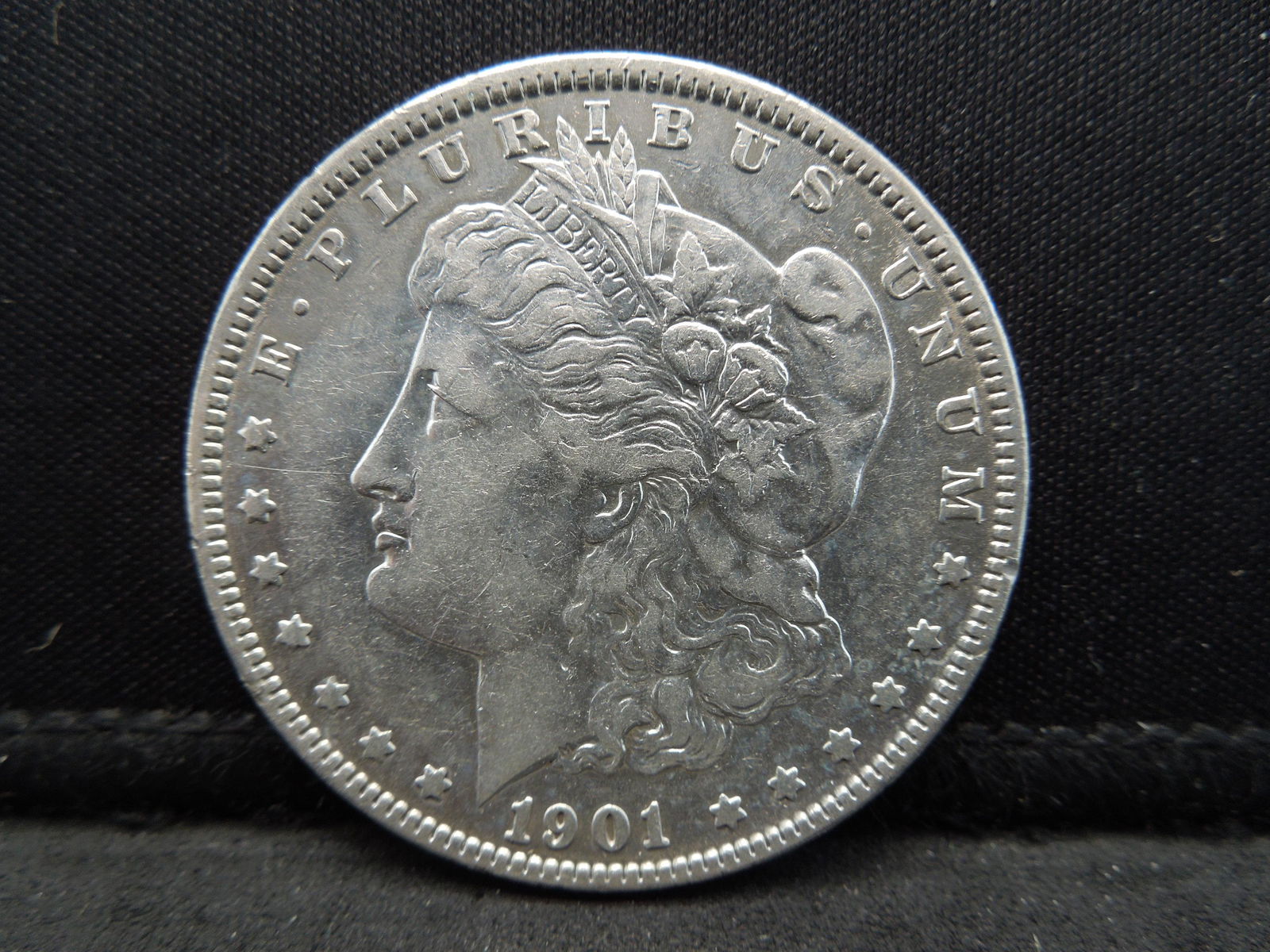1901 Morgan Dollar Great Details Key Date (1 of 2)