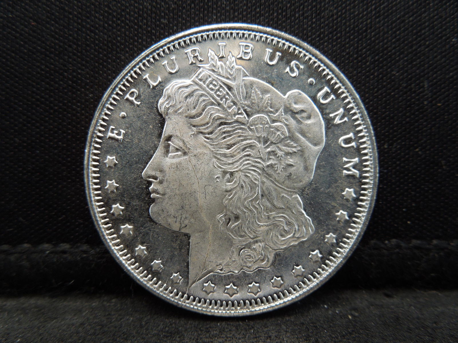 1/2 Oz .999 Silver  Round (1 of 2)