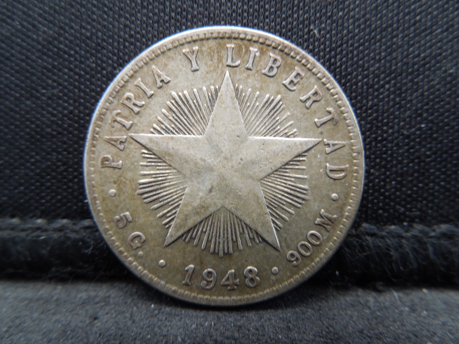 1948 Cuba Silver 20 Centavos Scarce (1 of 2)