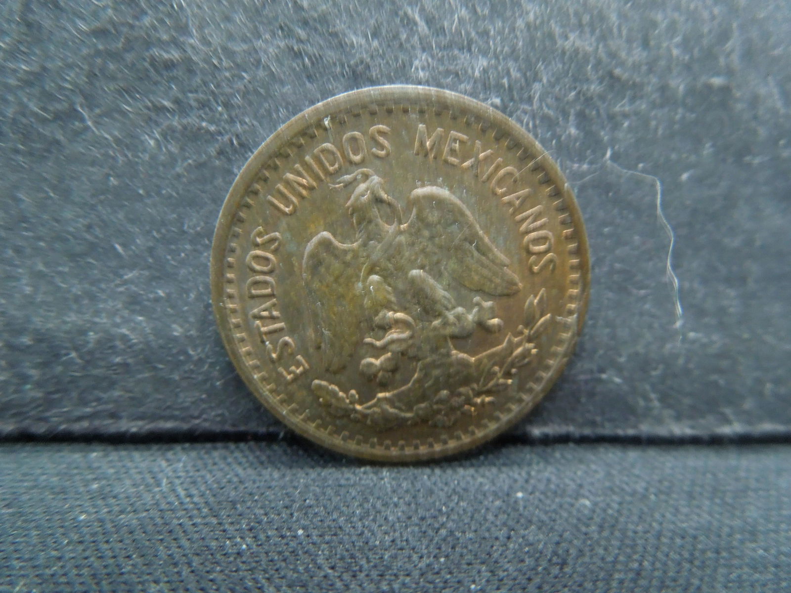 1939 Mexico 1 Centavo.  Nice UNC. (1 of 2)