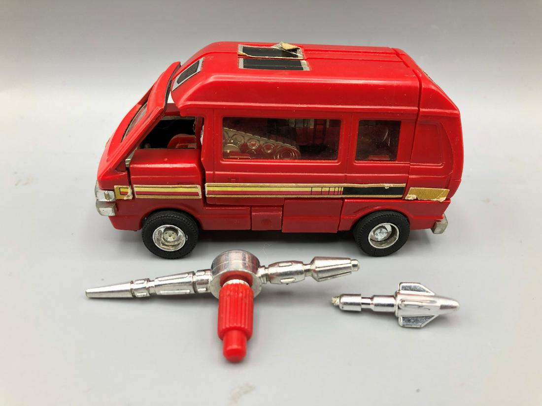 Transformers G1 Ironhide - Missing 2 Missiles (1 of 3)