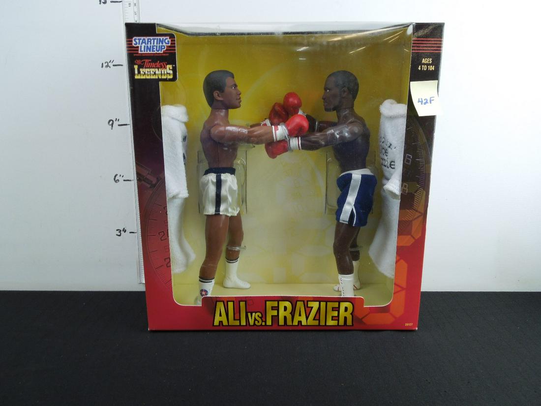 NIB Starting Line Up Ali vs. Frazier No. 28127: NIB Starting Line Up Ali vs. Frazier No. 28127