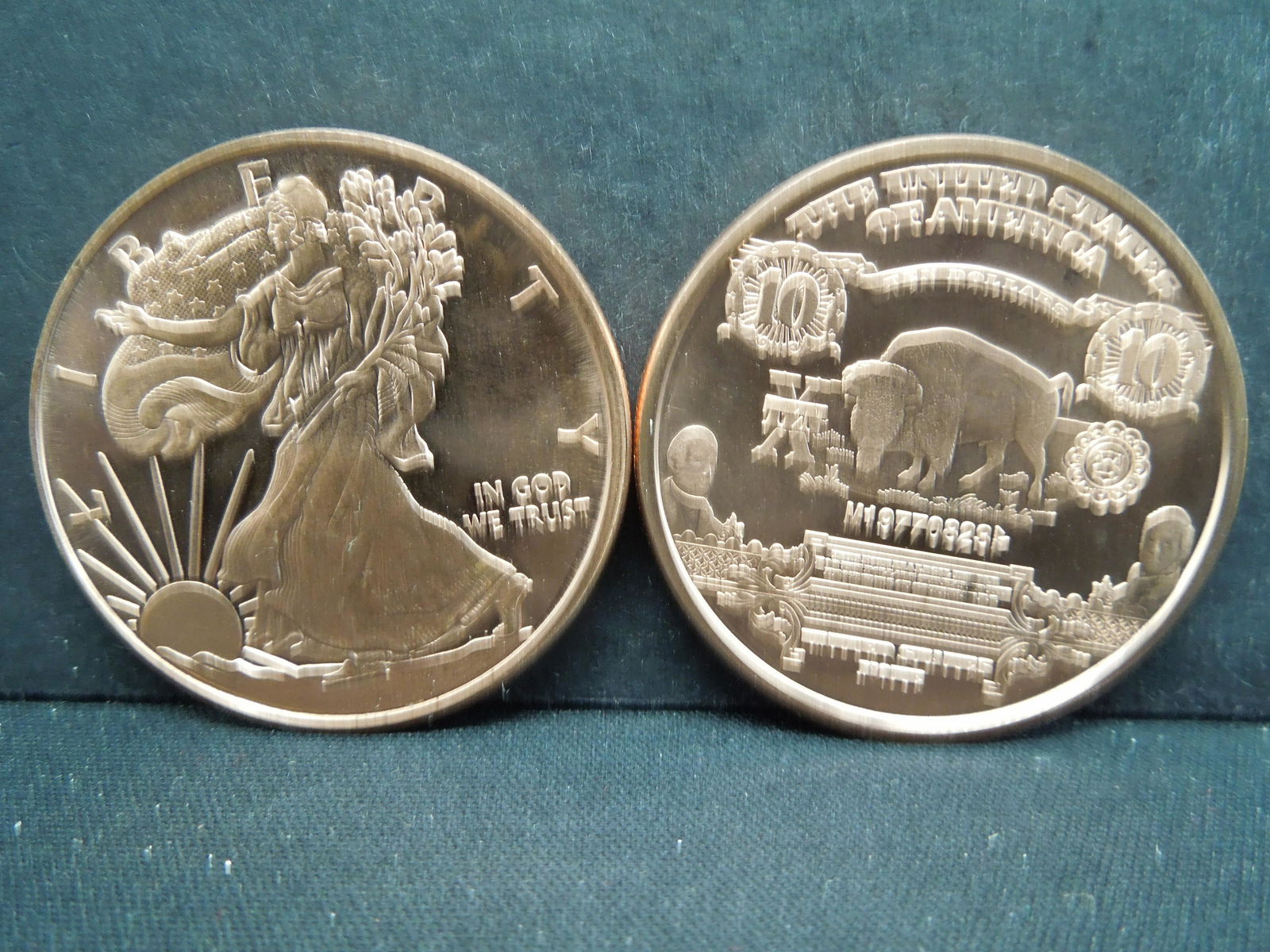 (2) Copper Rounds .999 American Eagle and Ten Dollar (1 of 2)