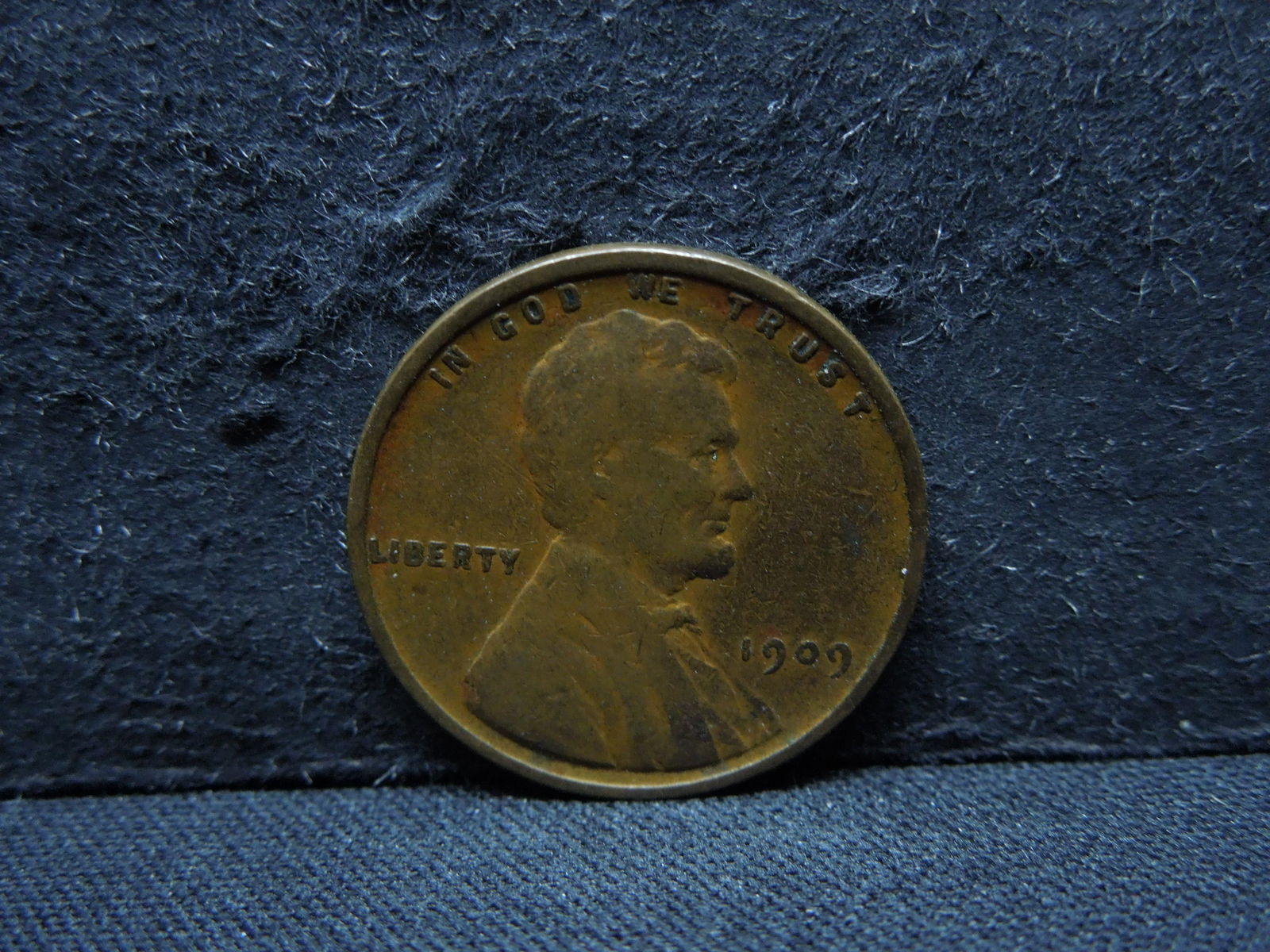 1909 VDB 1st Year of Issue Lincoln Wheat Cent (1 of 2)