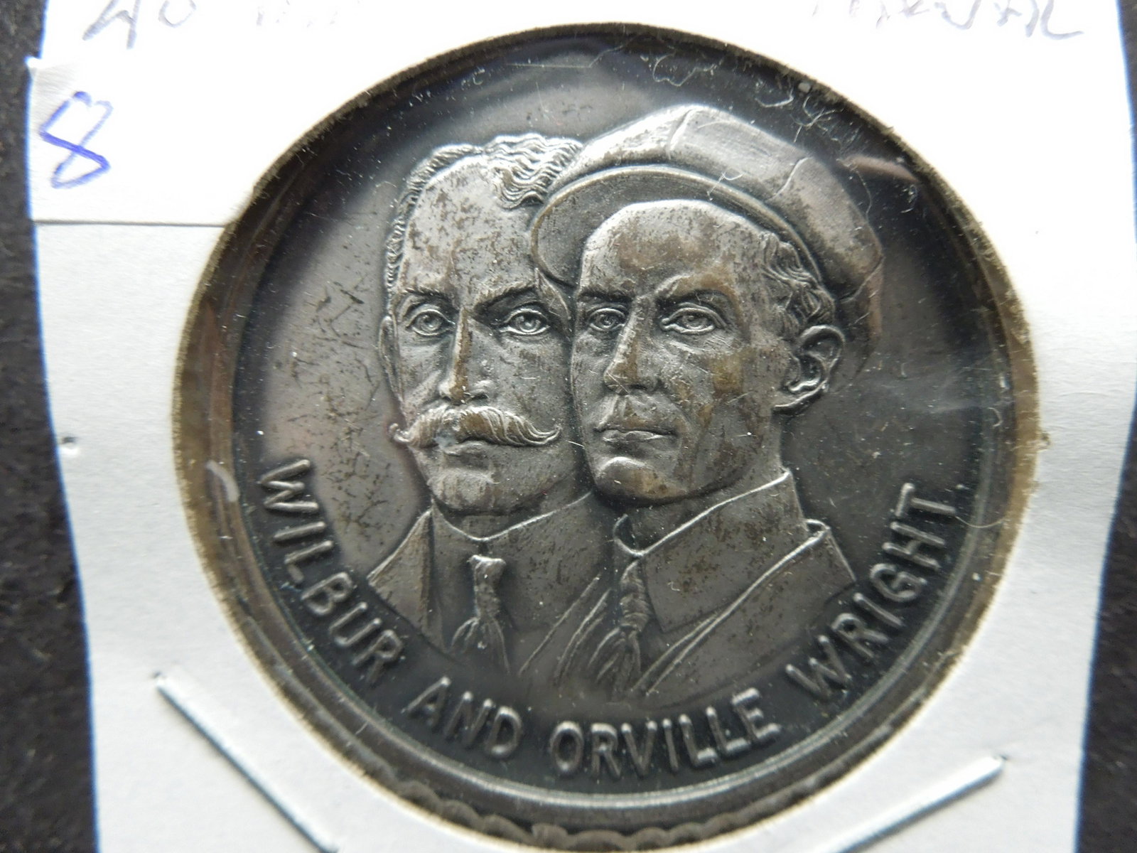 Vintage Orville/Wilbur Wright Medal. Silver Dollar: Vintage Orville/Wilbur Wright Medal. Silver Dollar Size. Very Neat.