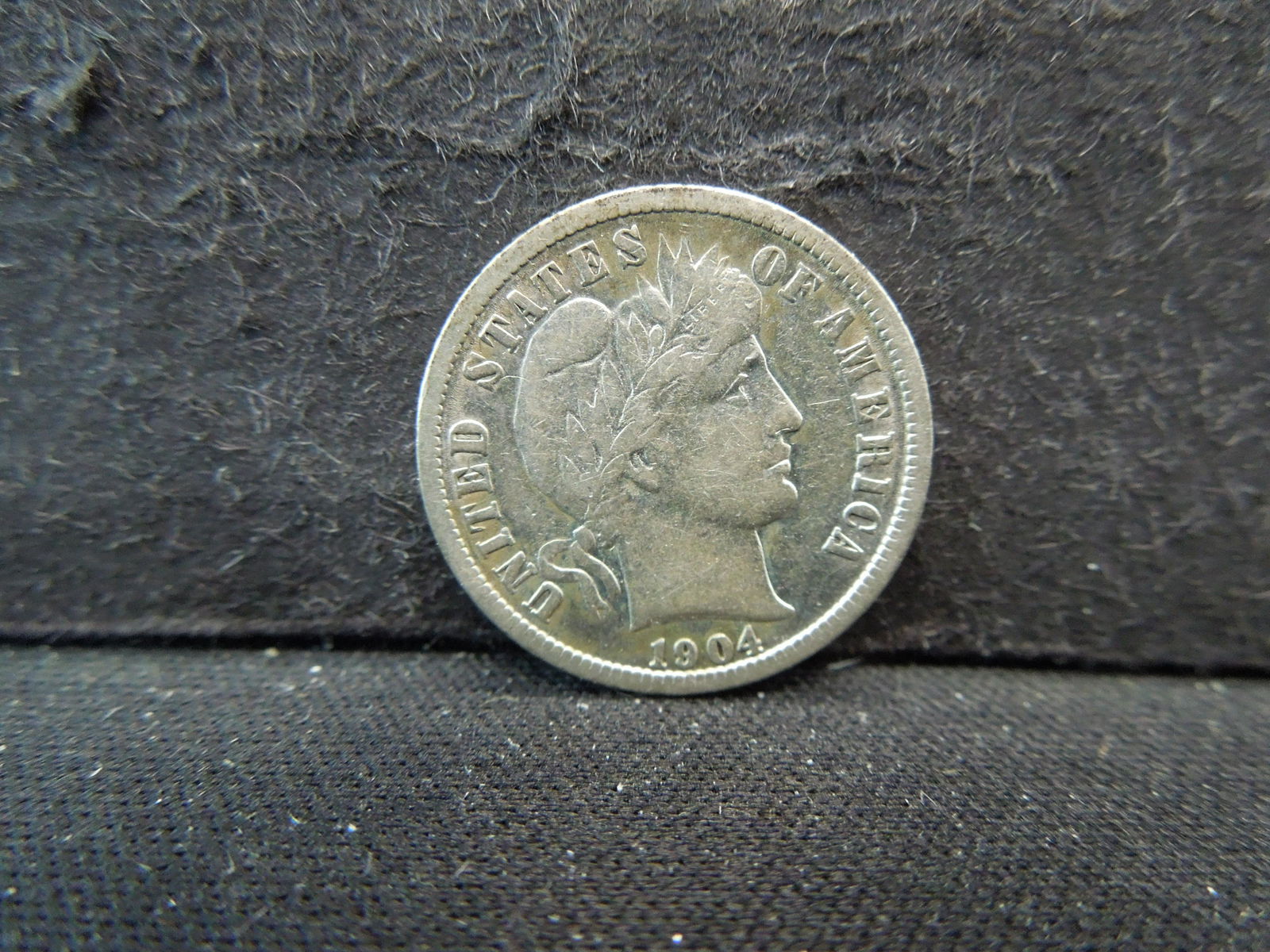 1904 Barber Dime.  Full Liberty. (1 of 2)
