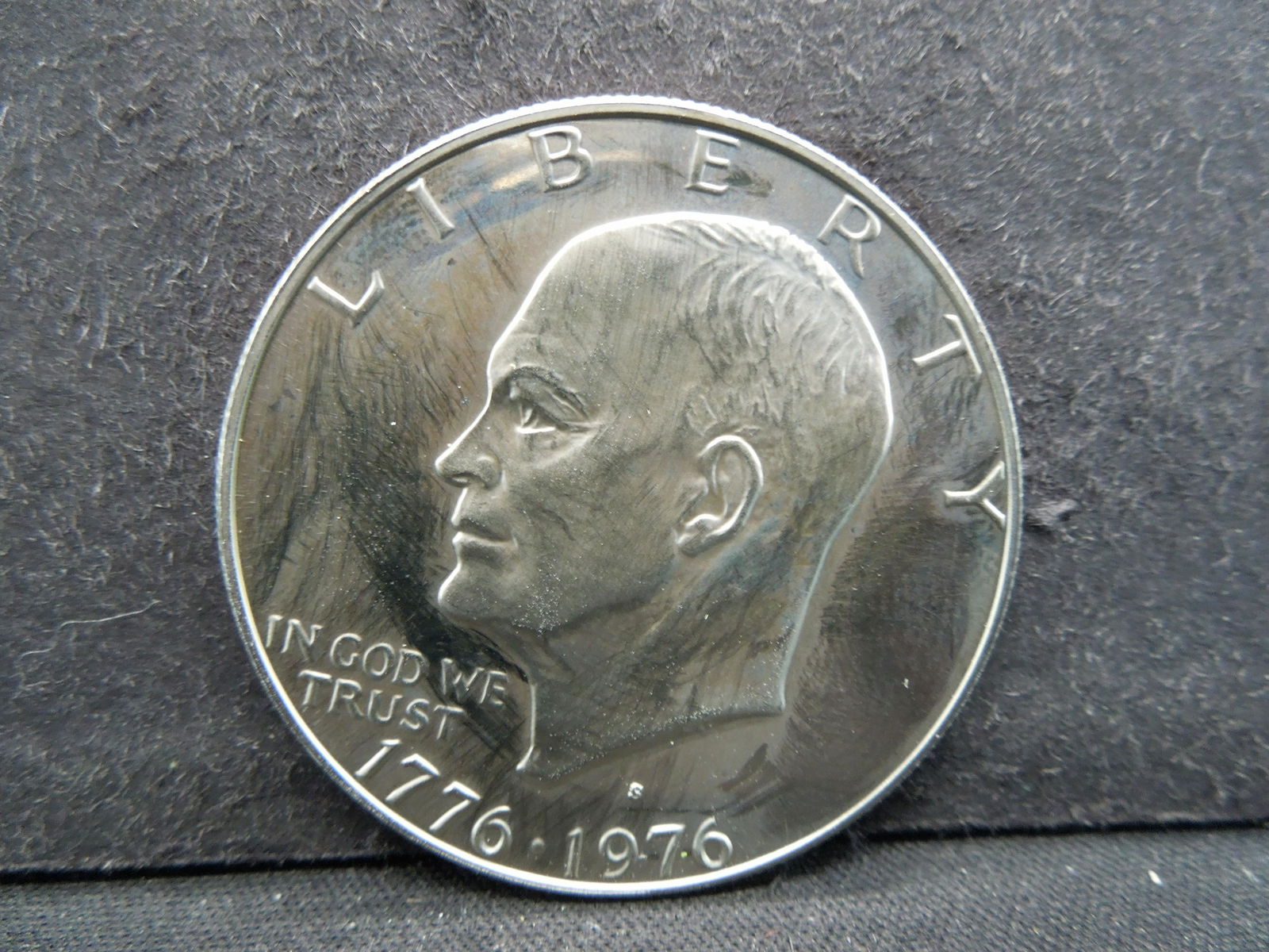 1976 S ike Dollar Type 1 (1 of 2)
