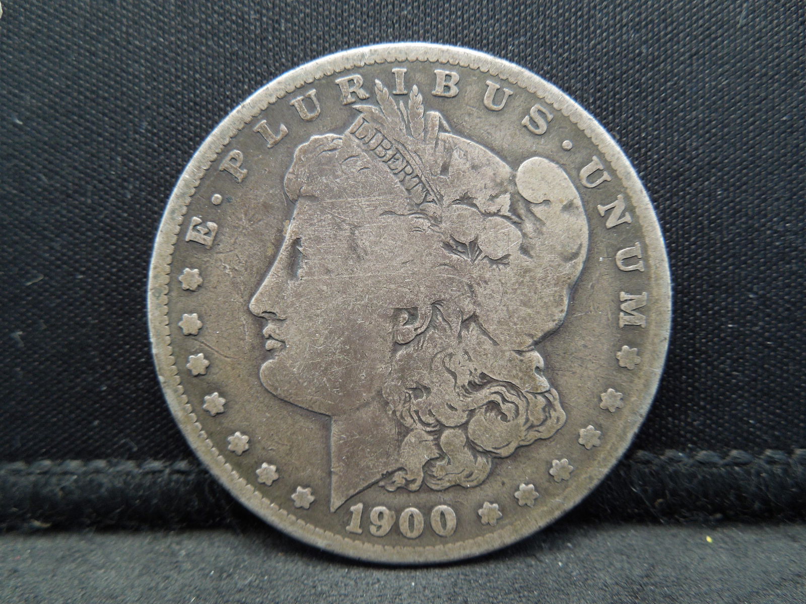 1900 S Morgan Dollar Better Date (1 of 2)