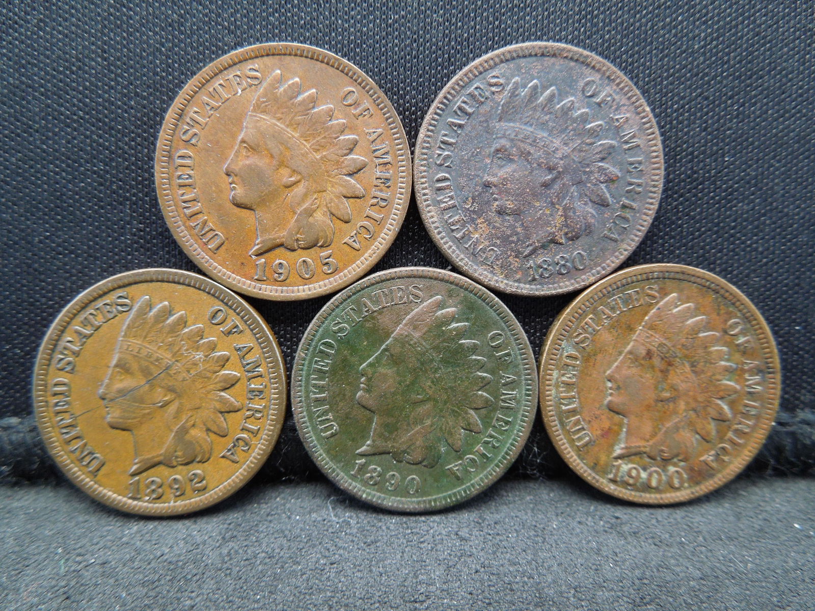 (5) Indian Head Cents 1880, 1892, 1900, 1890, 1905 (1 of 2)