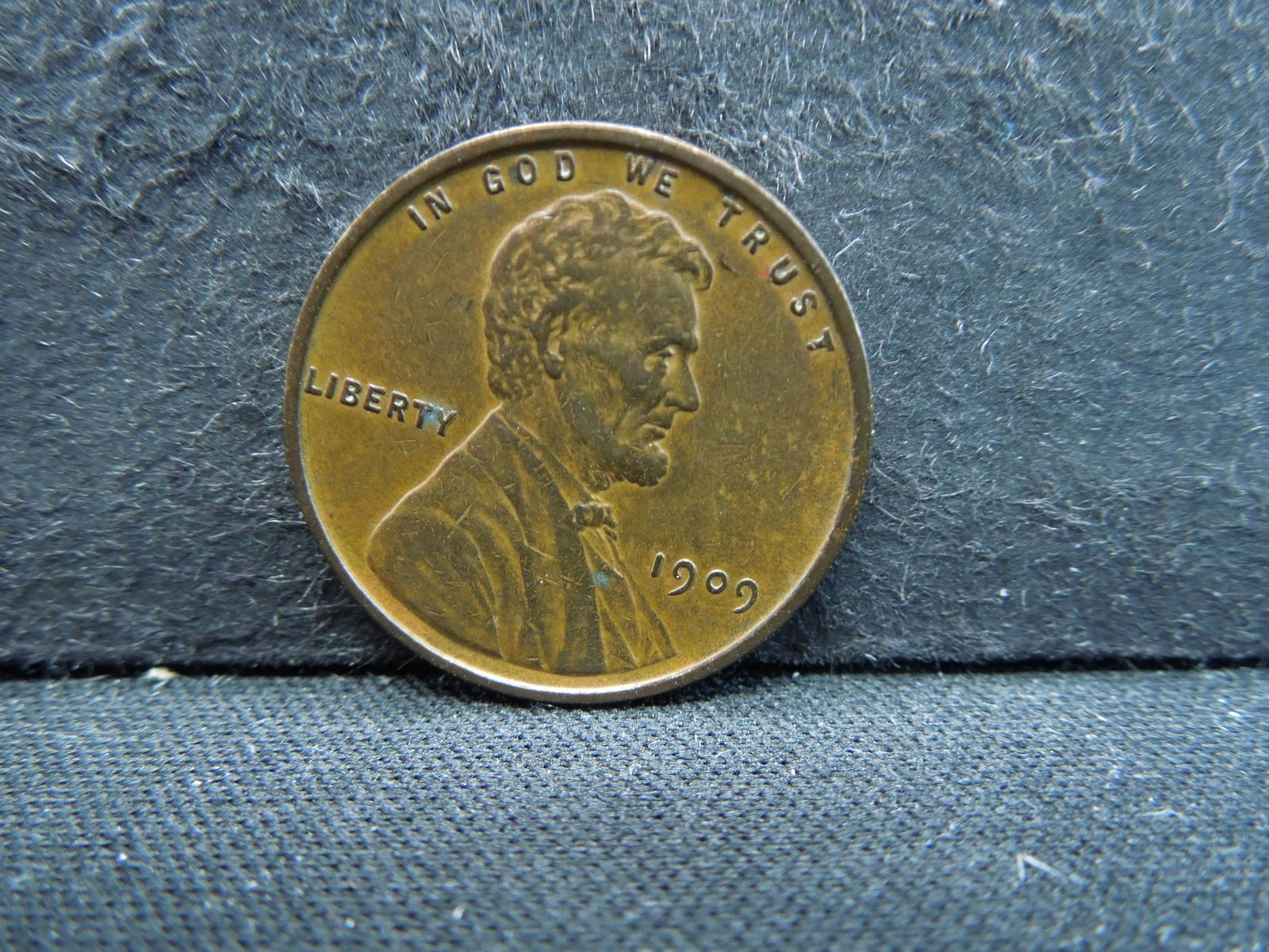 1909 VDB High Grade Lincoln Wheat Cent (1 of 2)