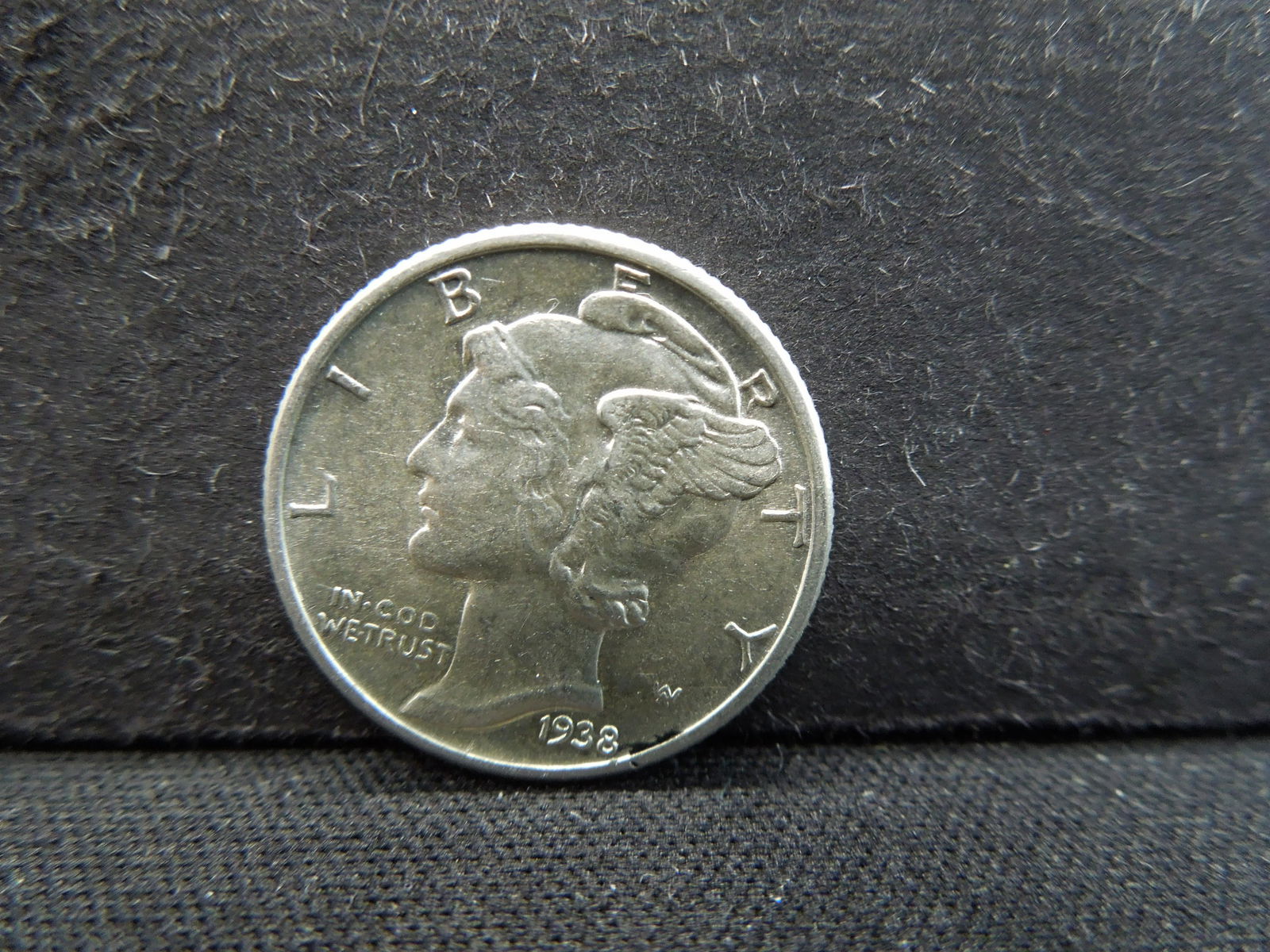 1938  High Grade Mercury Dime (1 of 2)
