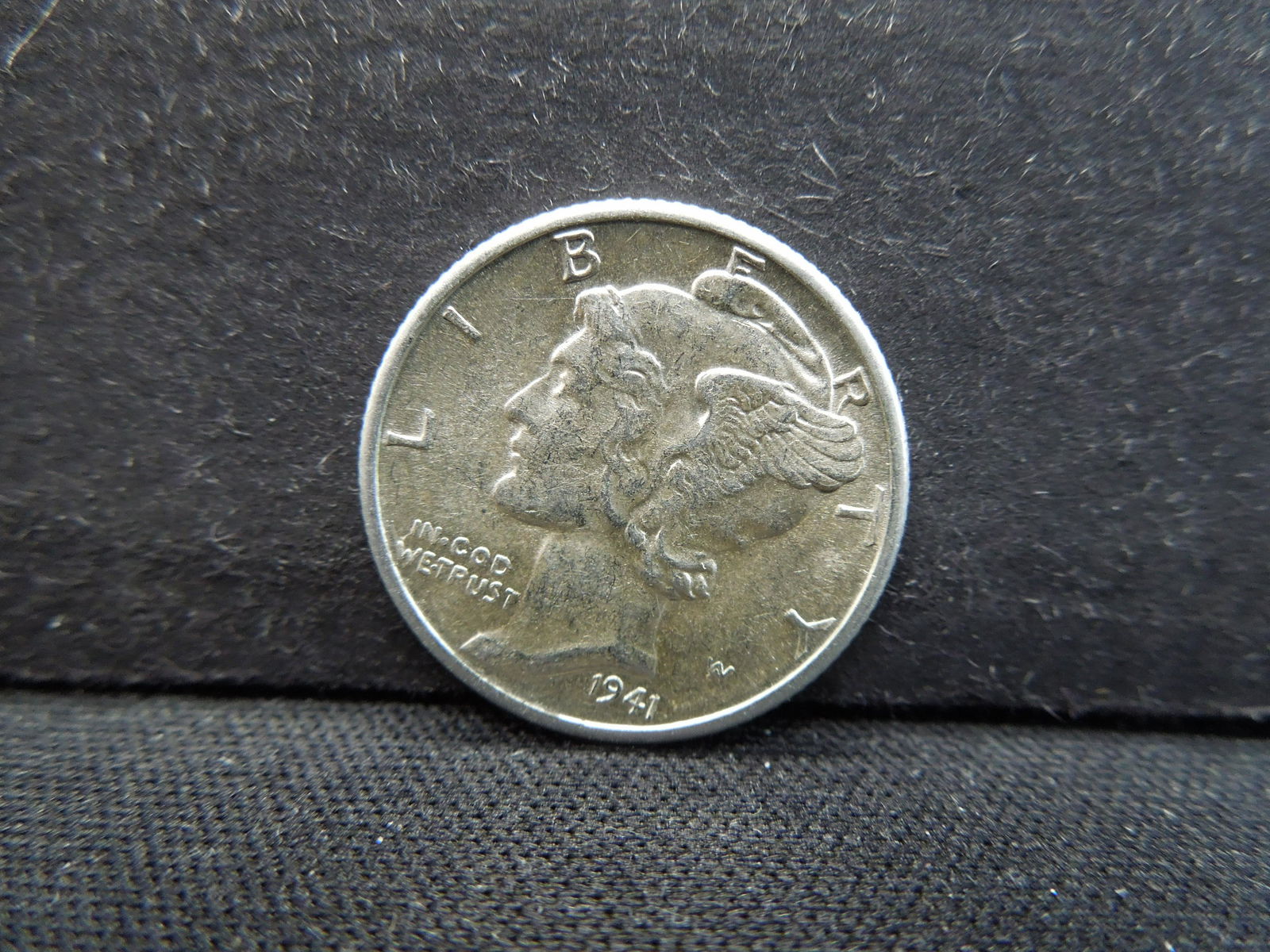 1941 D High Grade Mercury Dime (1 of 2)