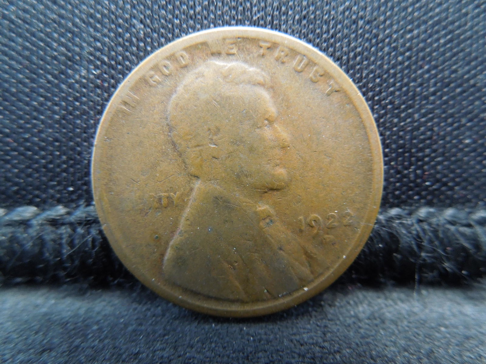 1922-D Key Date Lincoln Head Cent. (1 of 2)