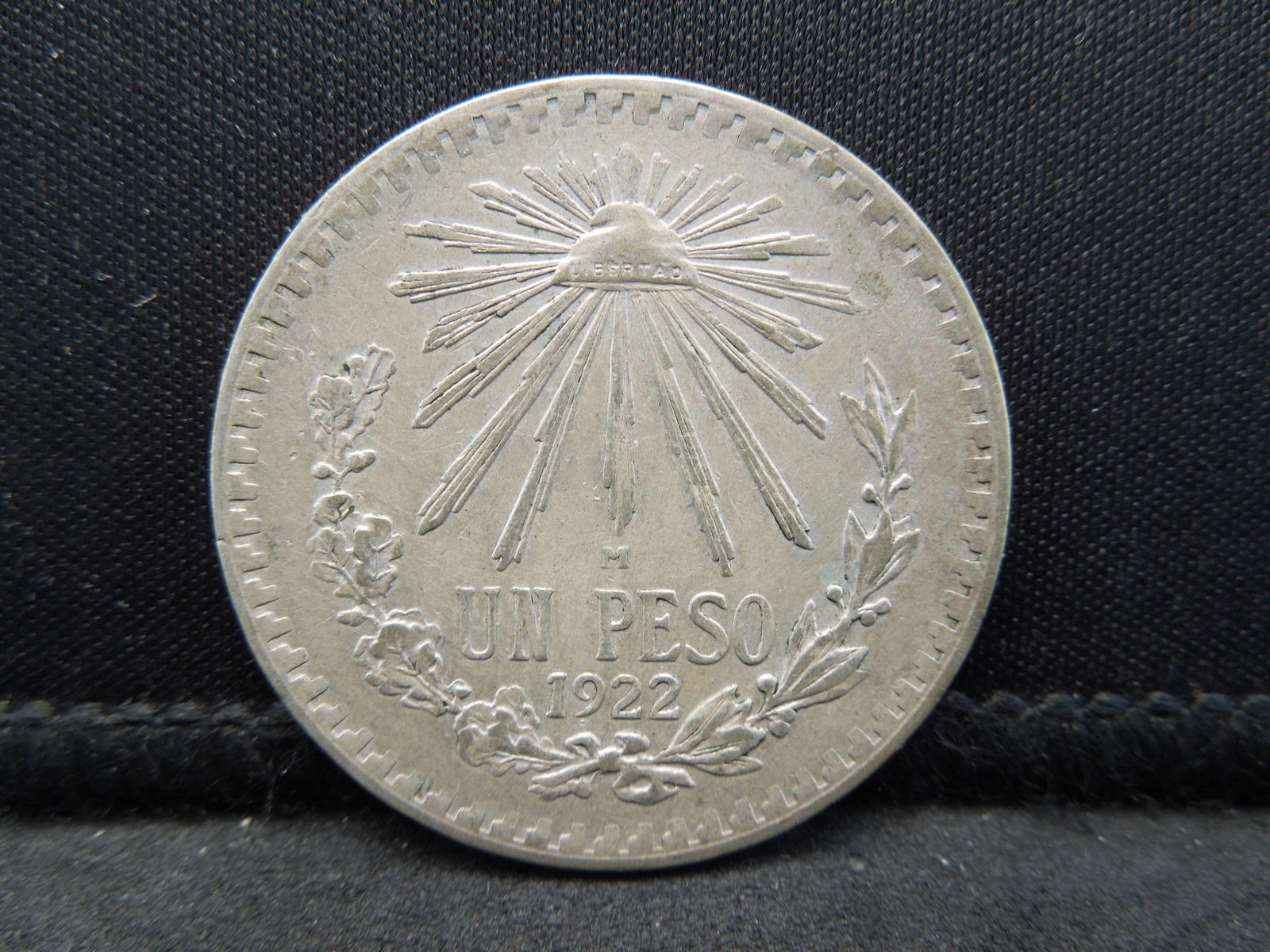 1922 Mexico One Peso 72% Silver Coin.  Coin Weighs 0.53 (1 of 3)