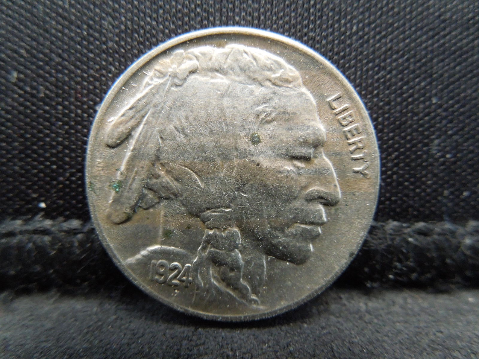 1924 Buffalo Nickel (1 of 2)